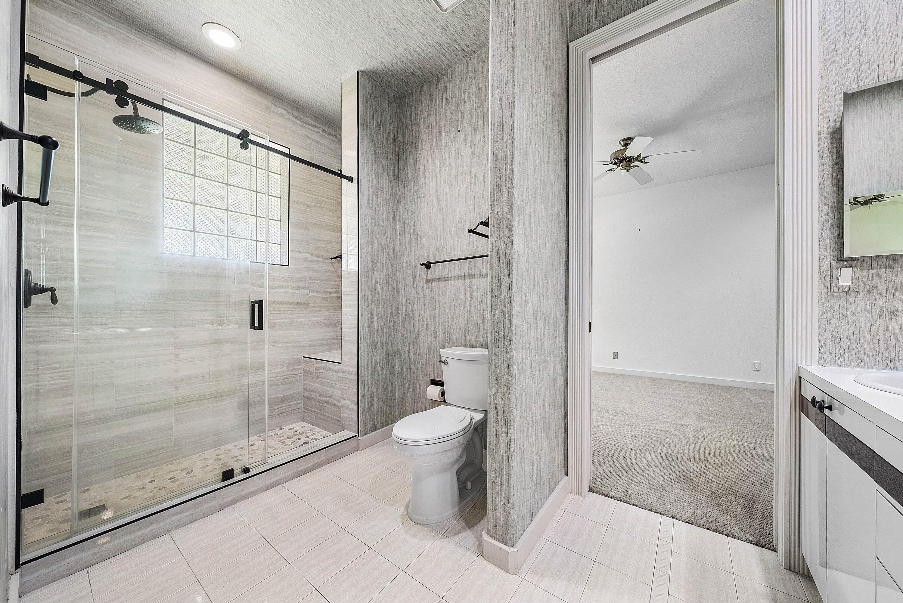 17595 Bocaire, Boca Raton FL 33487