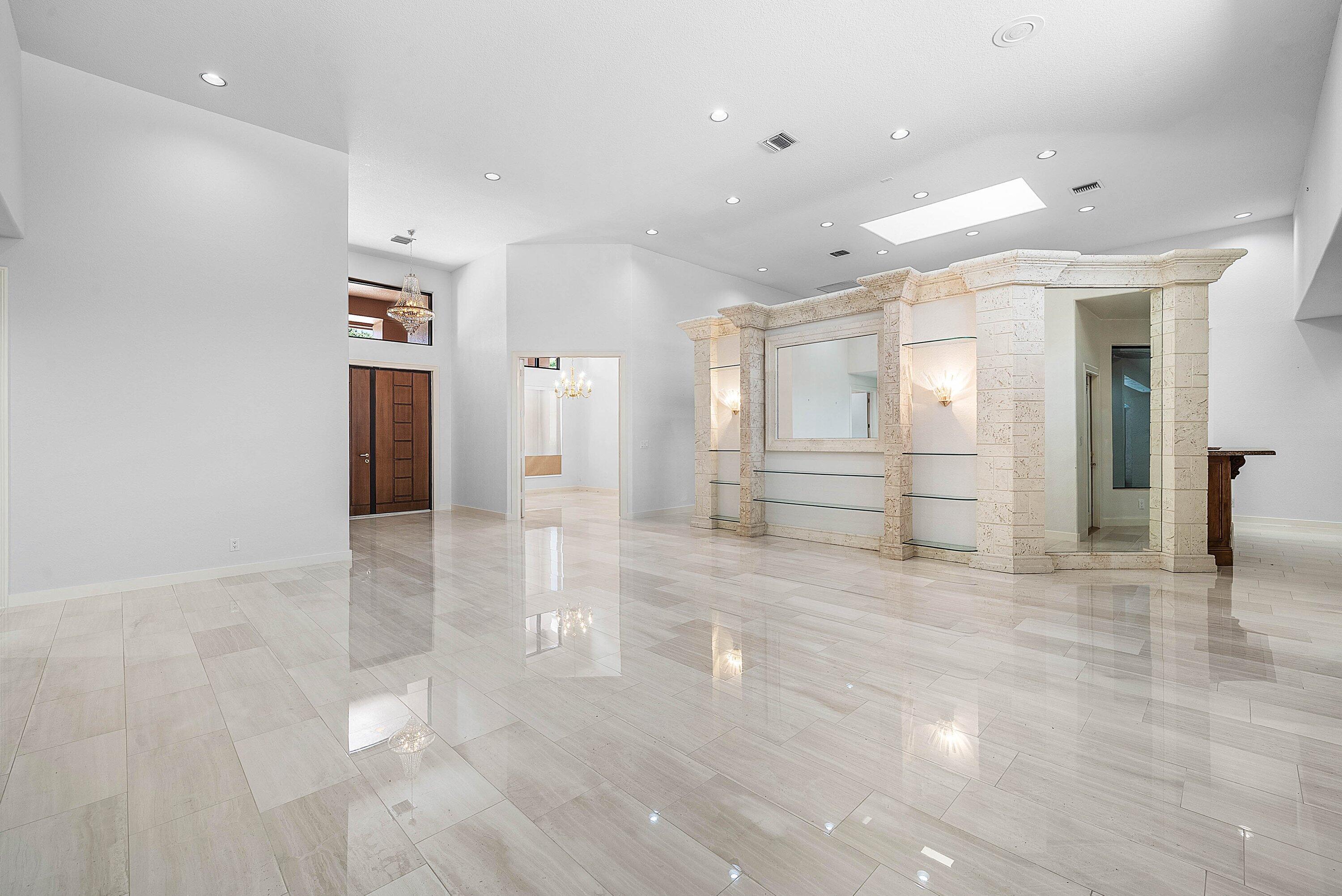 17595 Bocaire, Boca Raton FL 33487
