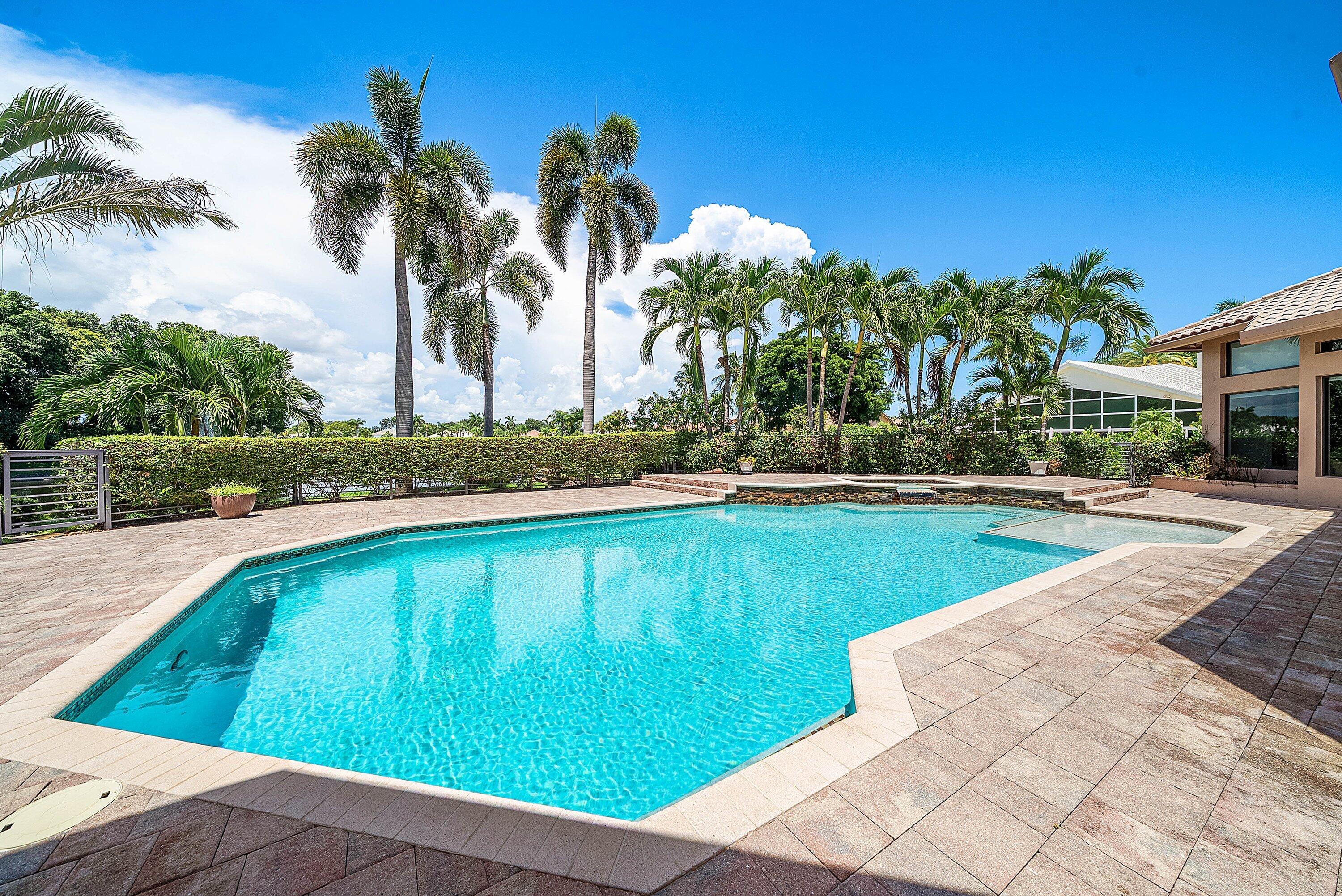 17595 Bocaire, Boca Raton FL 33487