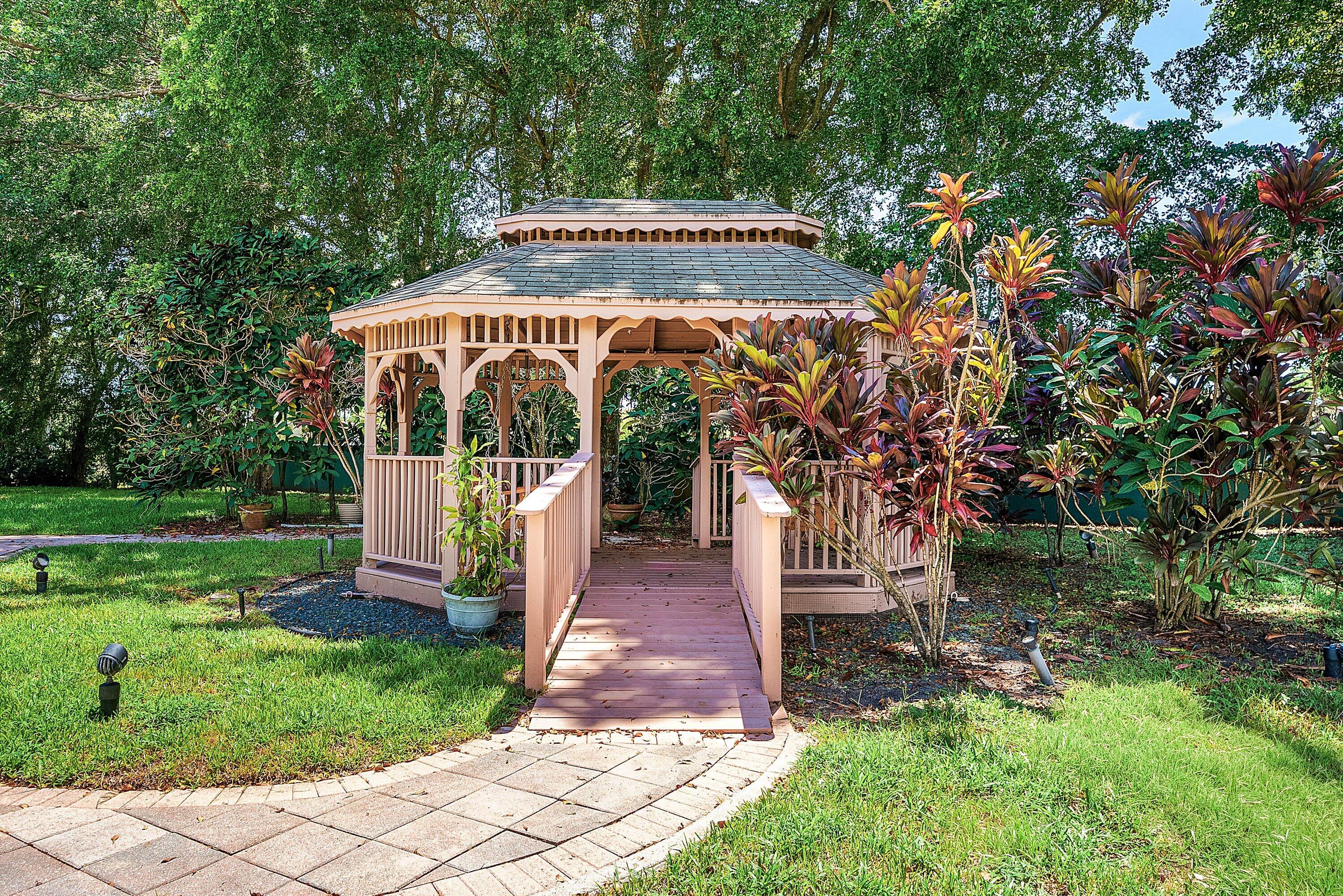 17595 Bocaire, Boca Raton FL 33487