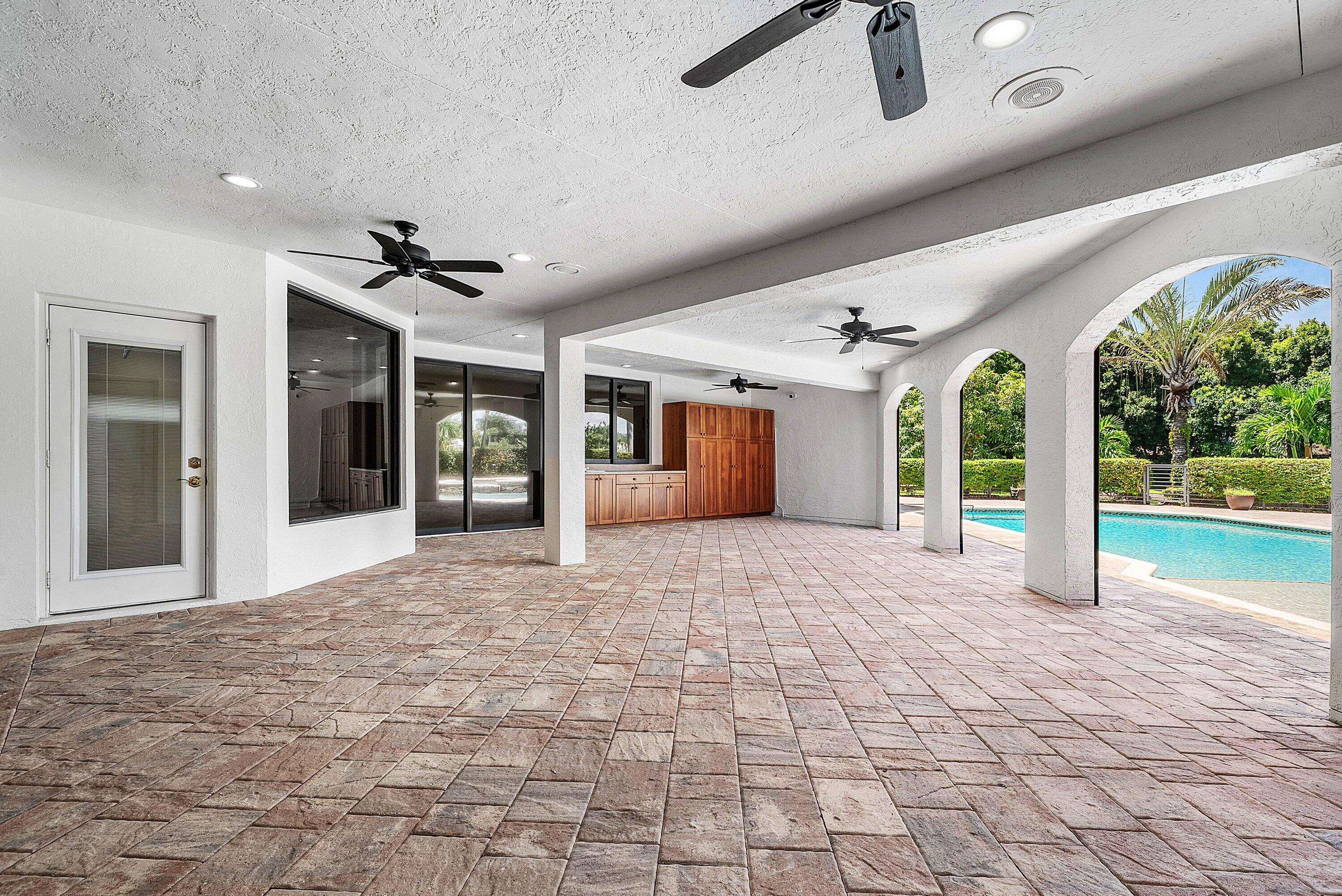 17595 Bocaire, Boca Raton FL 33487