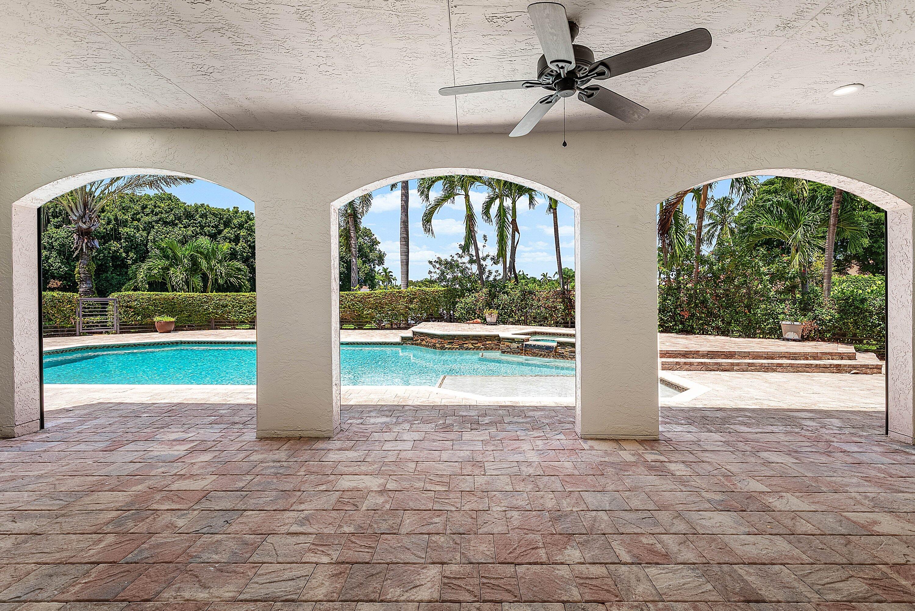 17595 Bocaire, Boca Raton FL 33487