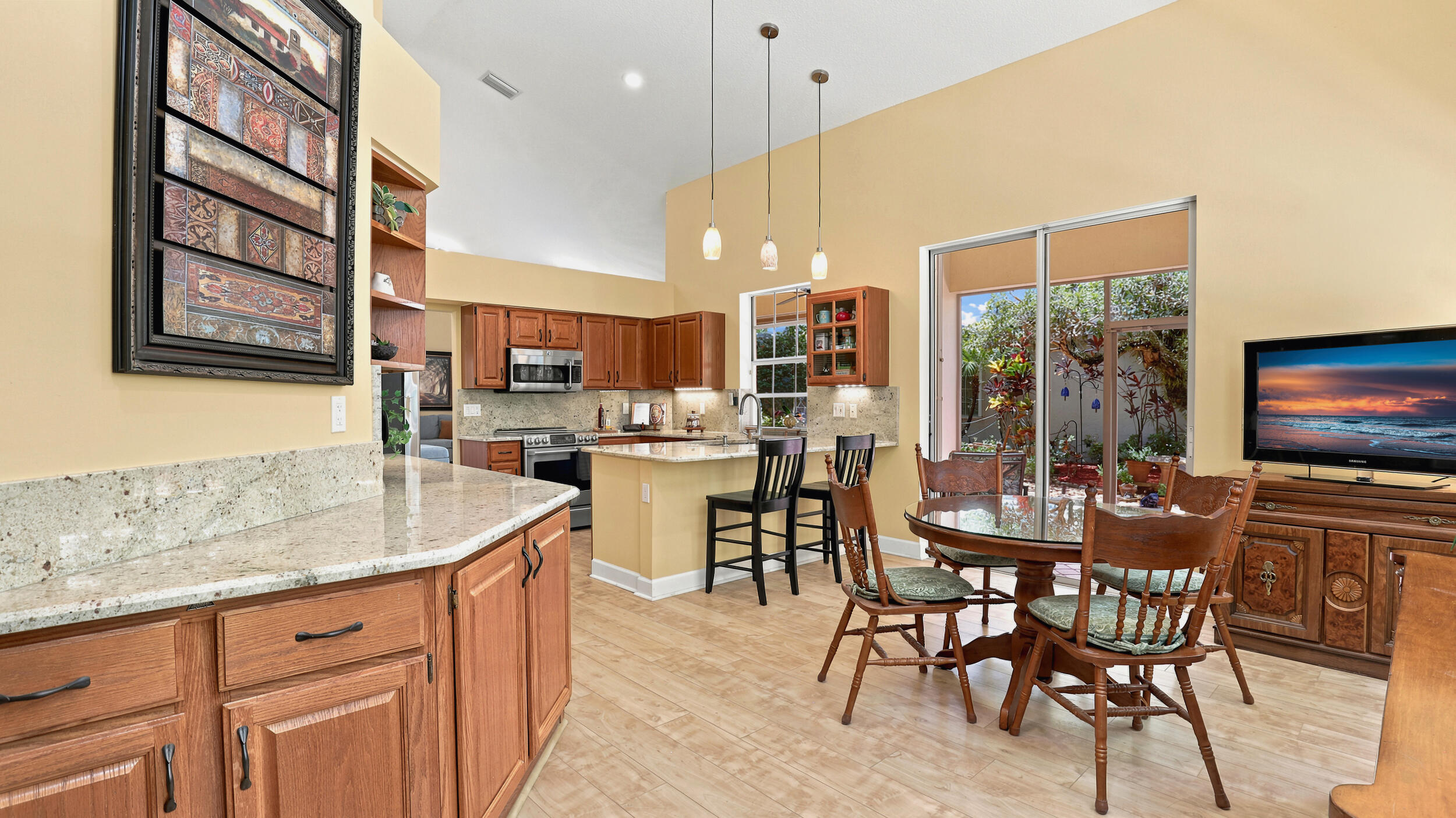 1109 Lytham, West Palm Beach FL 33411
