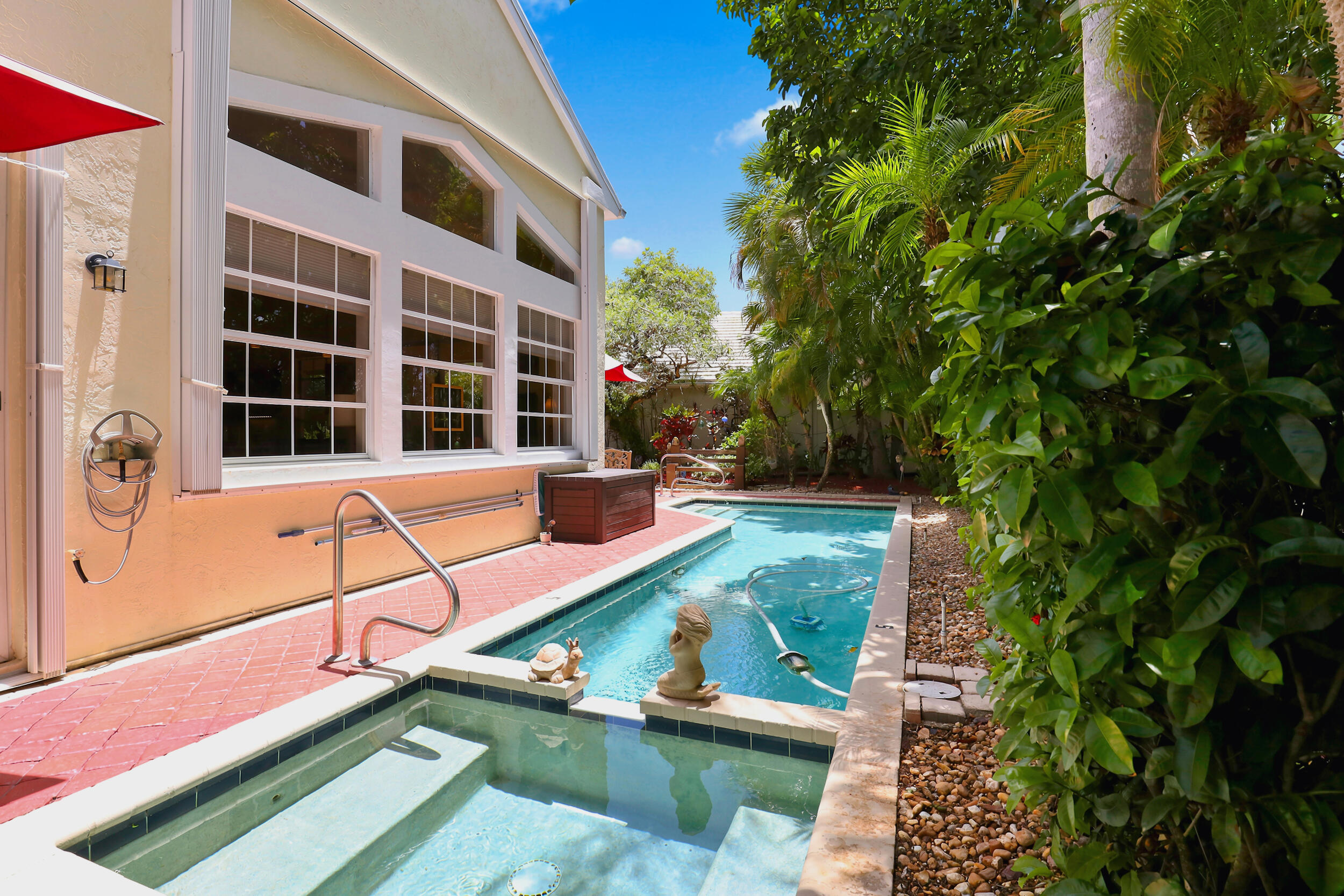 1109 Lytham, West Palm Beach FL 33411