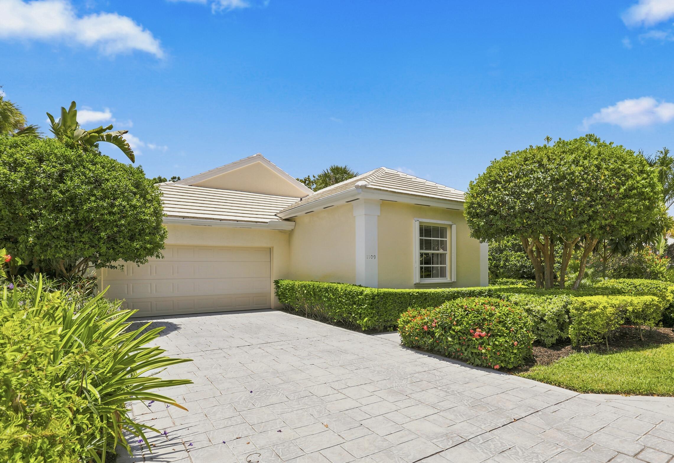 1109 Lytham, West Palm Beach FL 33411