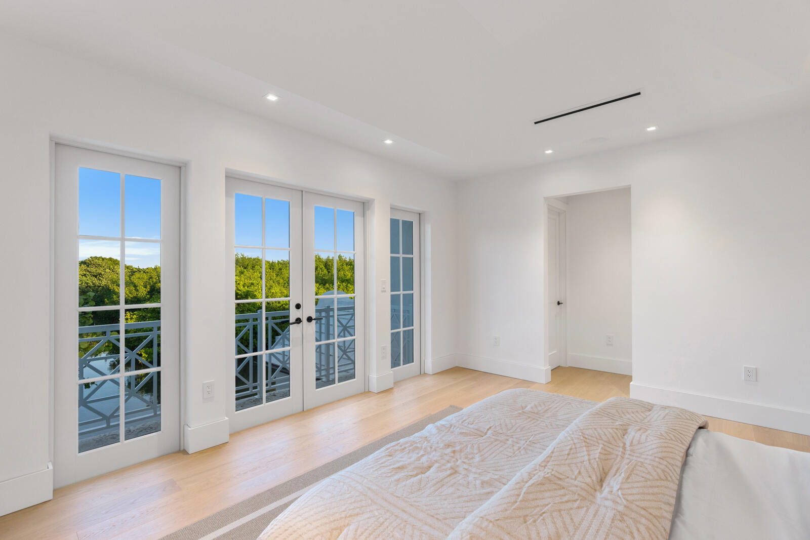 2219 IBIS ISLE, Palm Beach FL 33480