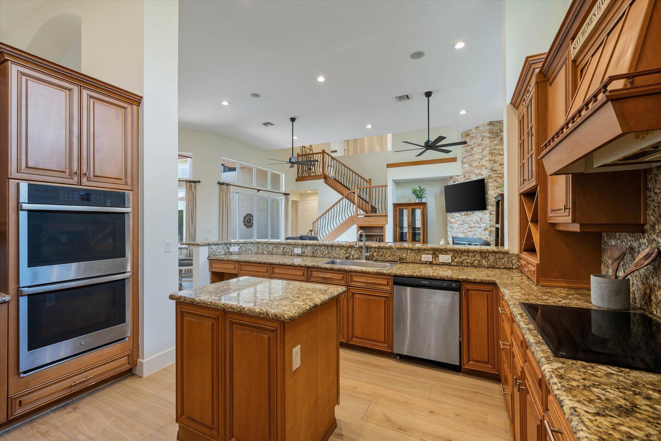 6162 NW 121ST, Coral Springs FL 33076