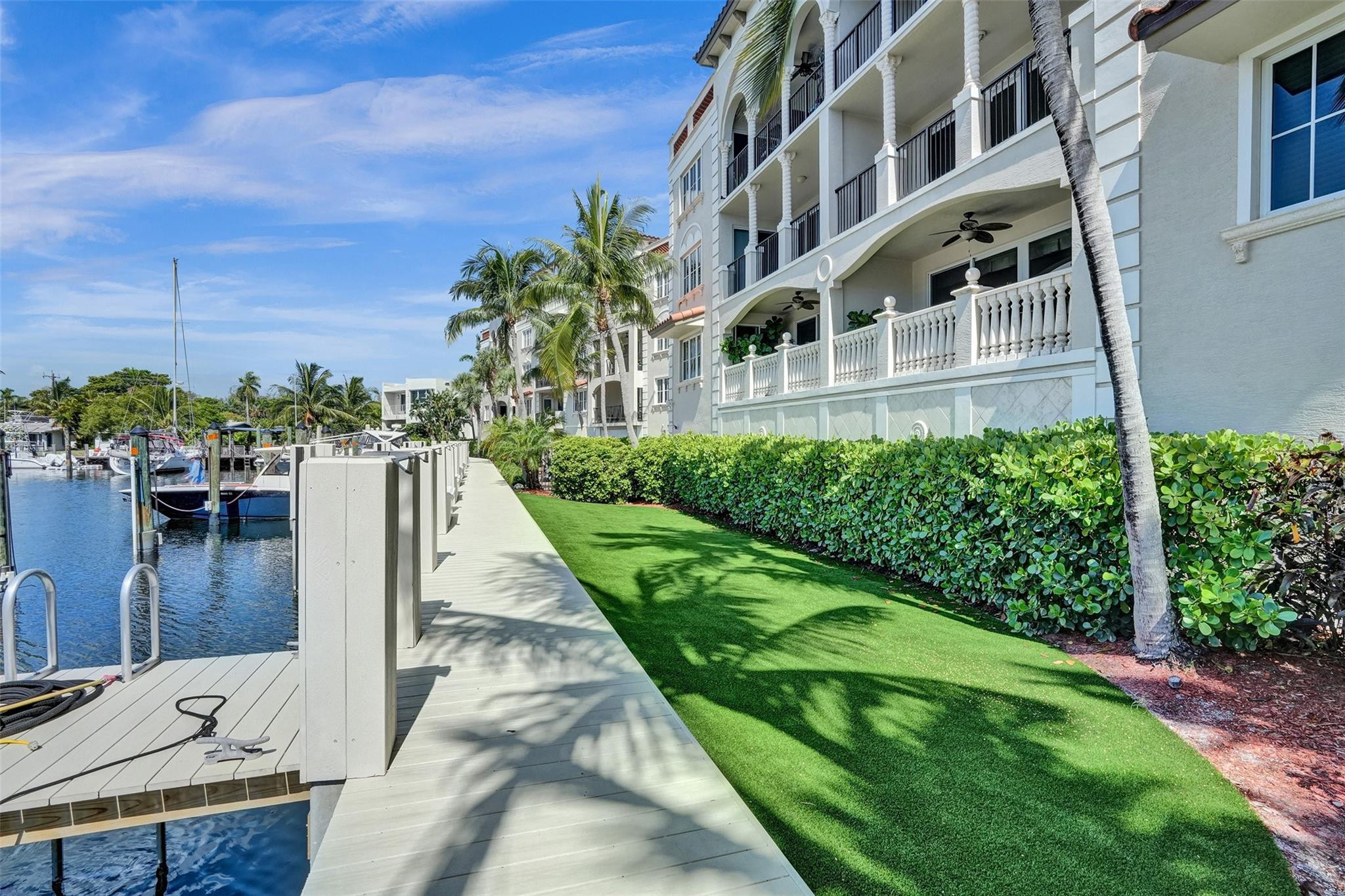 1424 SE 12th #2B, Fort Lauderdale FL 33316