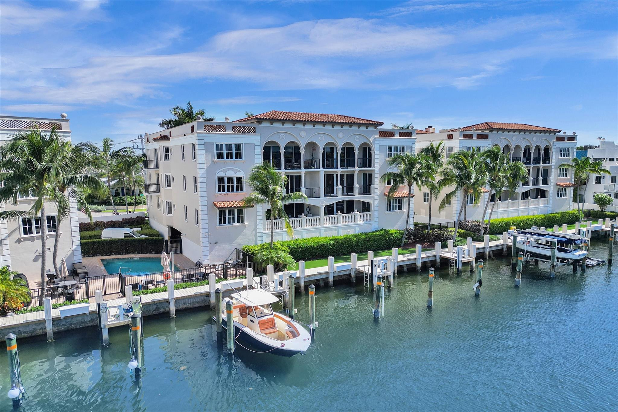 1424 SE 12th #2B, Fort Lauderdale FL 33316
