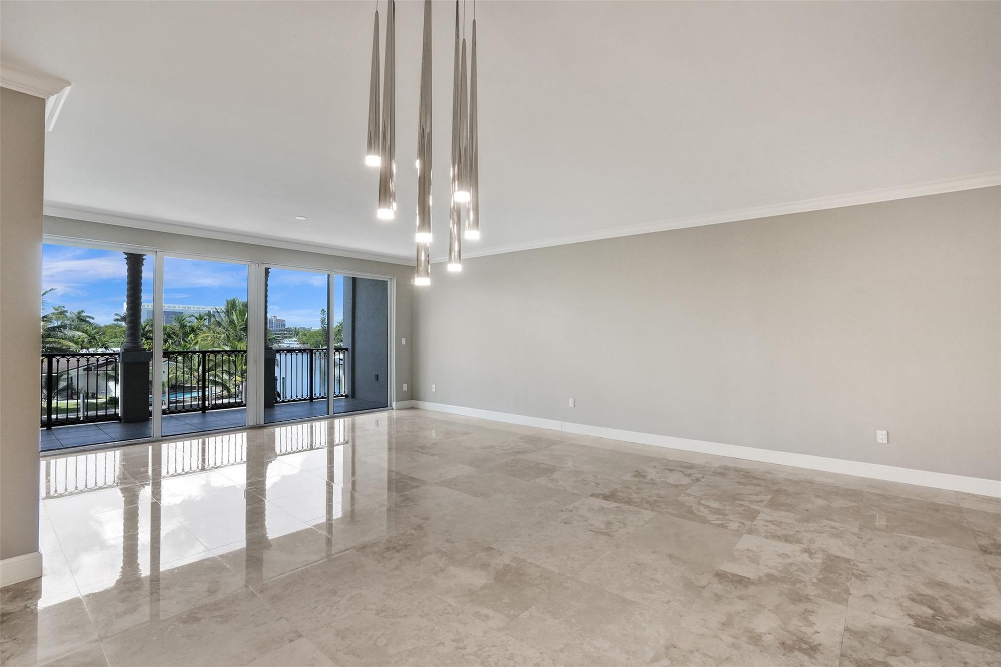 1424 SE 12th #2B, Fort Lauderdale FL 33316