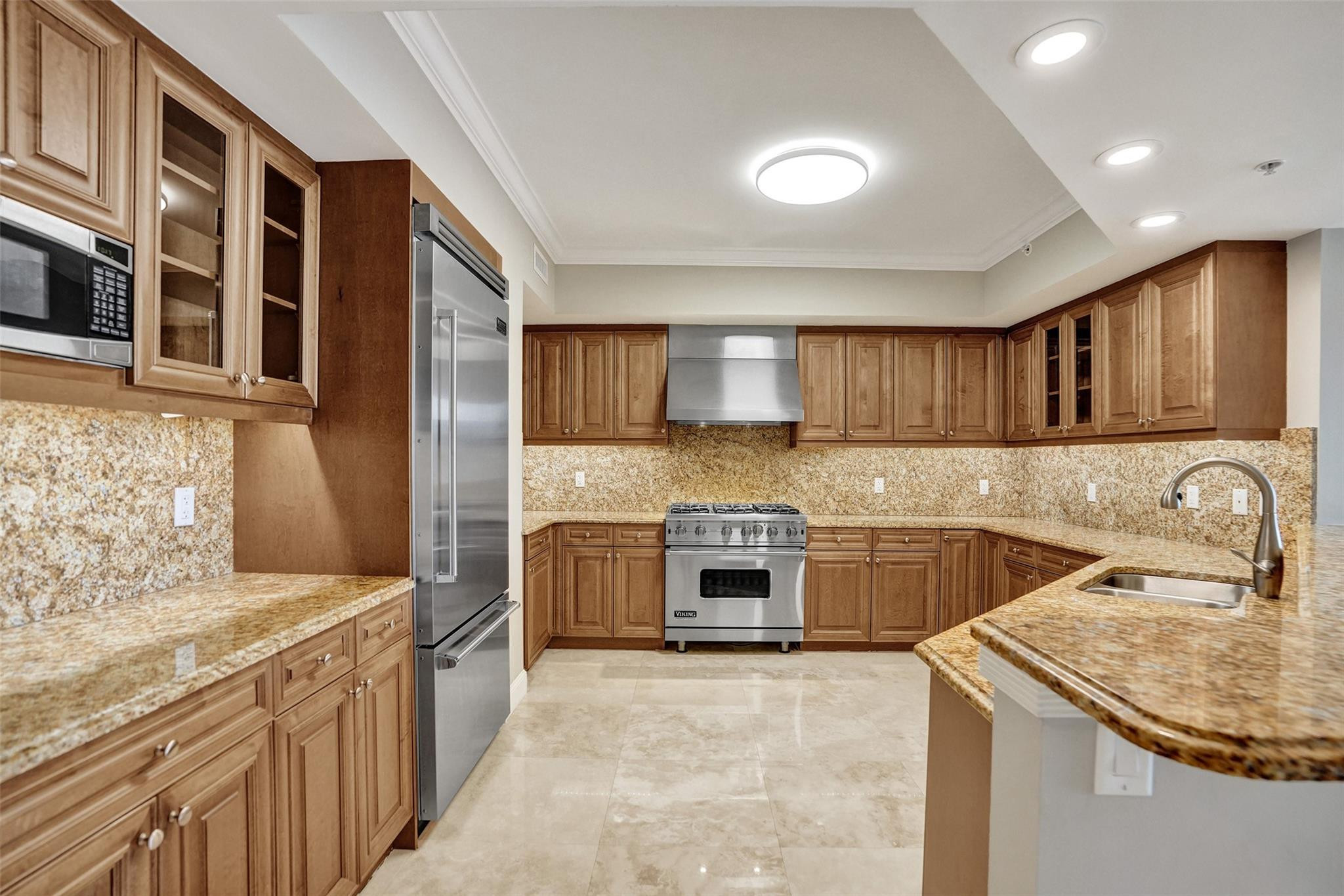 1424 SE 12th #2B, Fort Lauderdale FL 33316