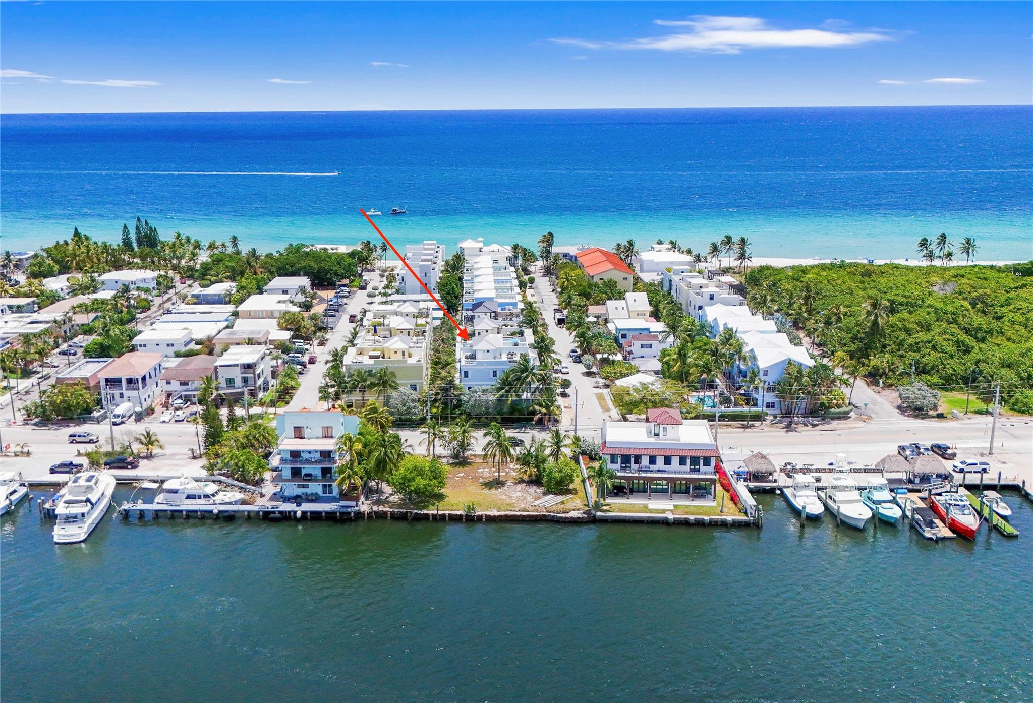 347 Oak #B1, Hollywood FL 33019