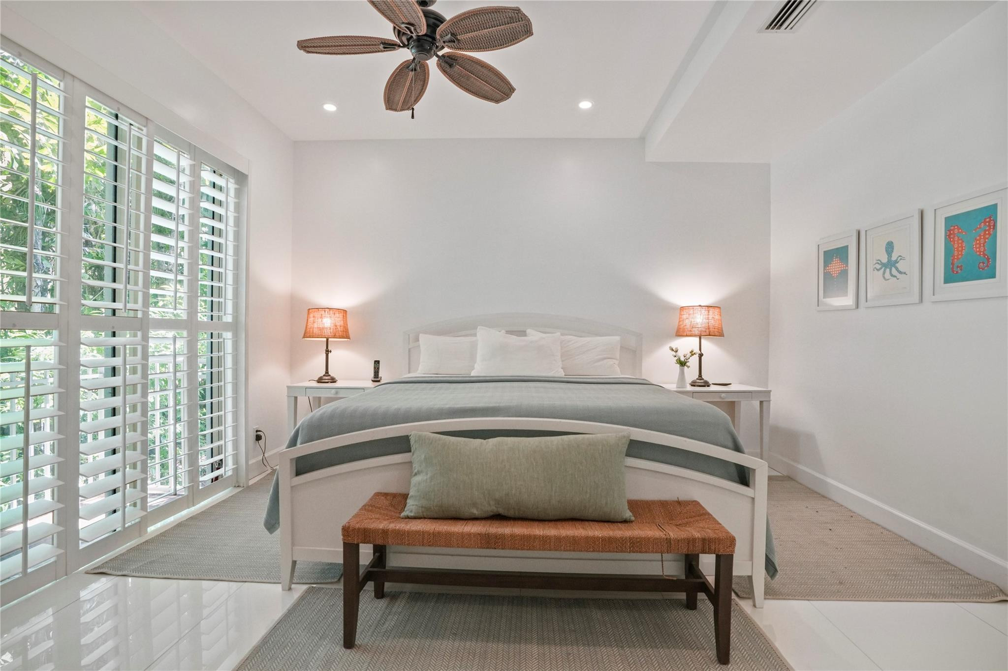 347 Oak #B1, Hollywood FL 33019