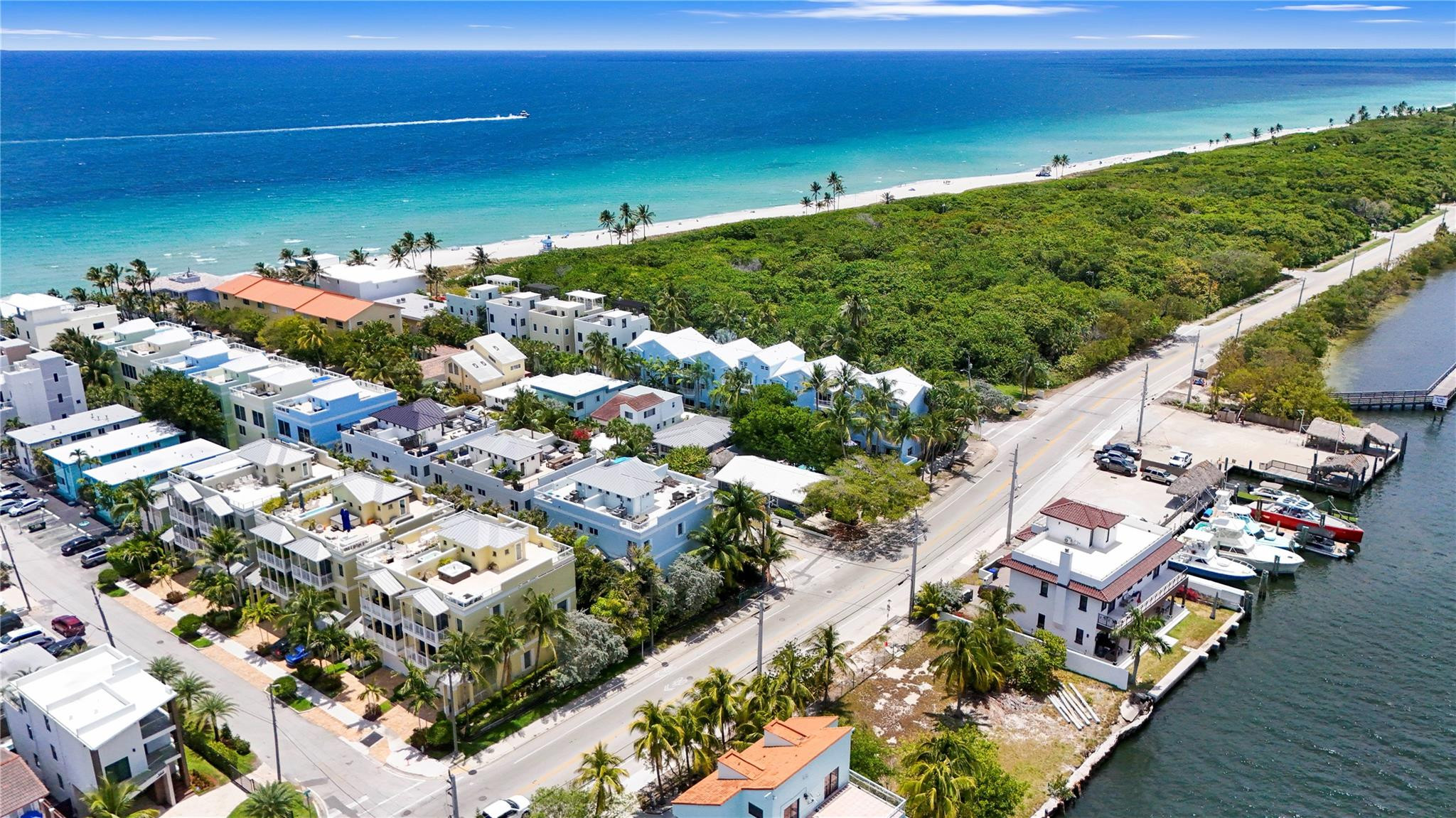 347 Oak #B1, Hollywood FL 33019
