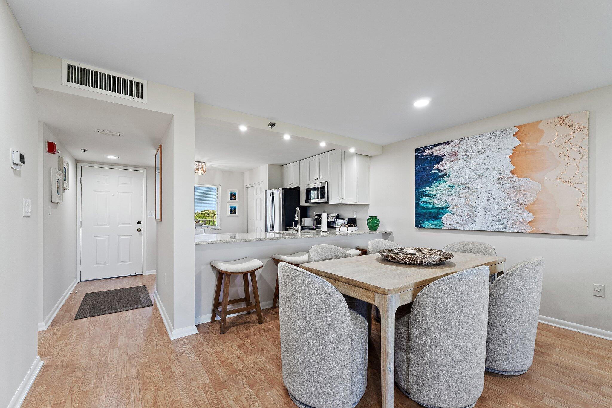 275 PALM #C302, Jupiter FL 33477