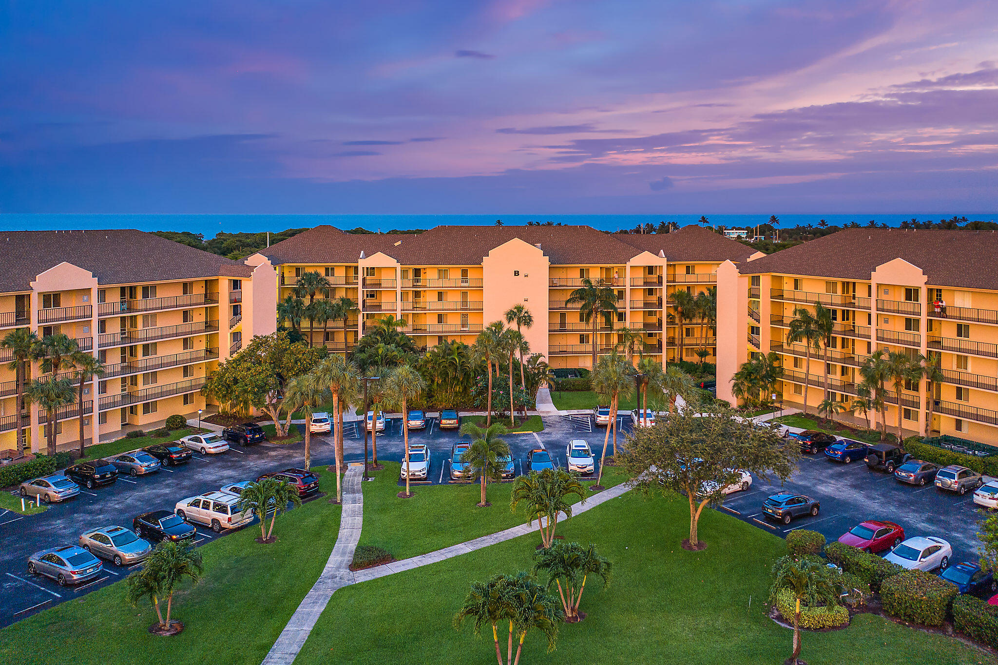 275 PALM #C302, Jupiter FL 33477