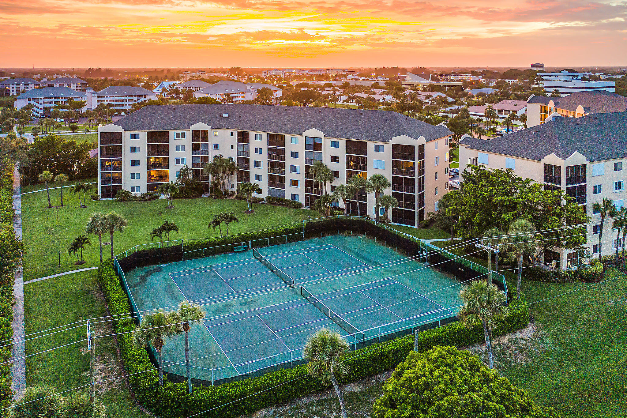 275 PALM #C302, Jupiter FL 33477