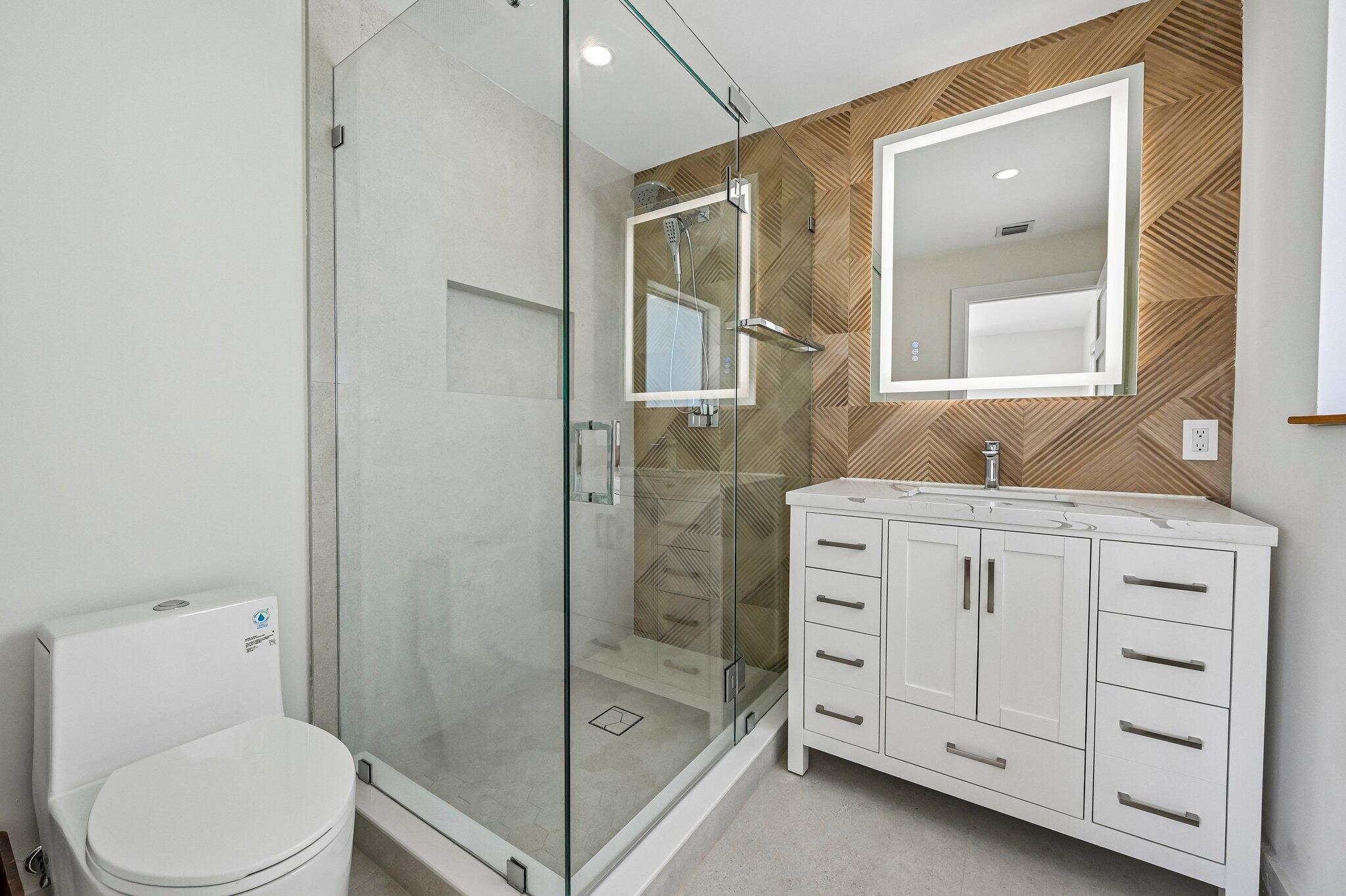 1051 SW 25th, Boynton Beach FL 33426