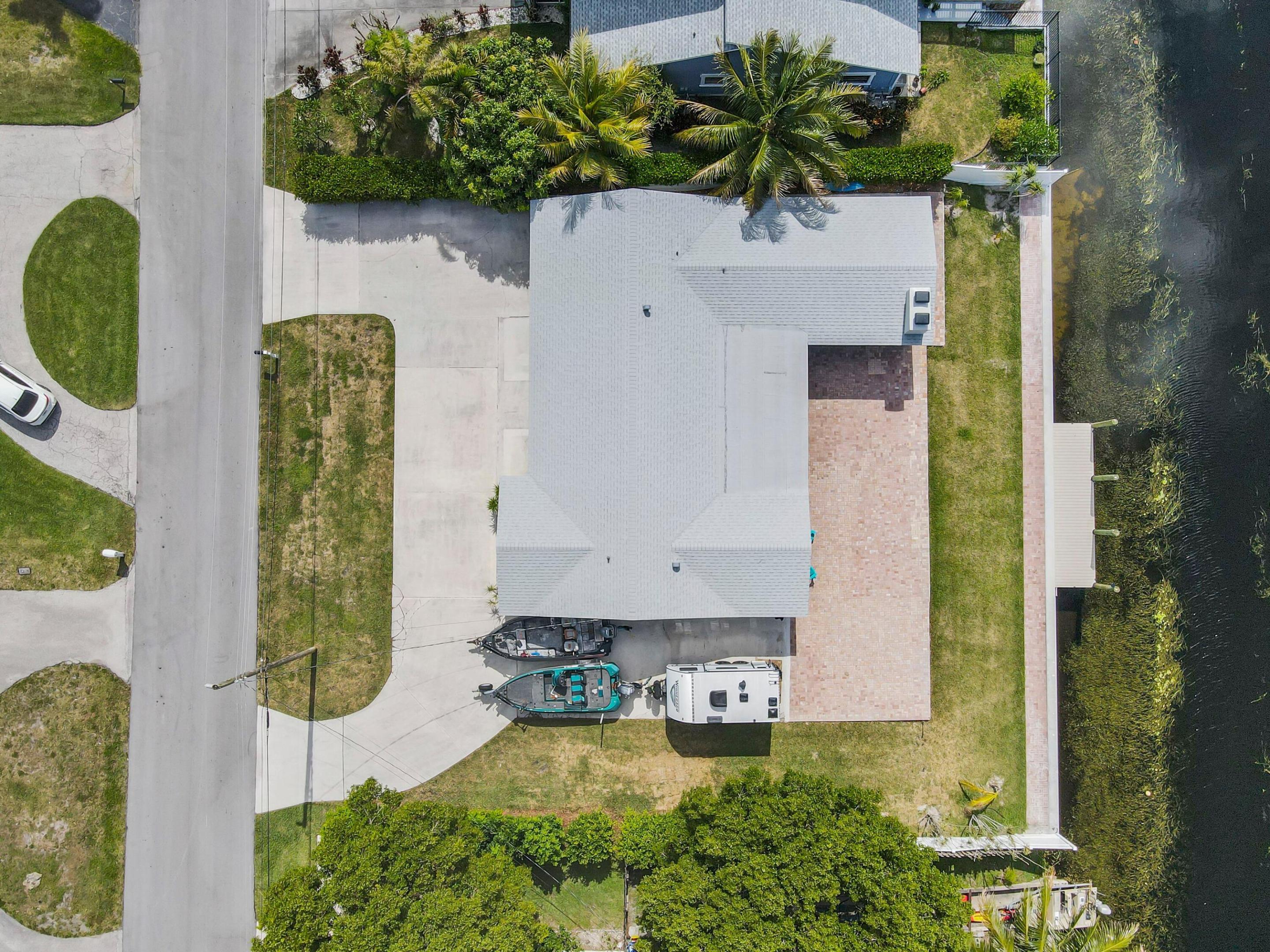 1051 SW 25th, Boynton Beach FL 33426