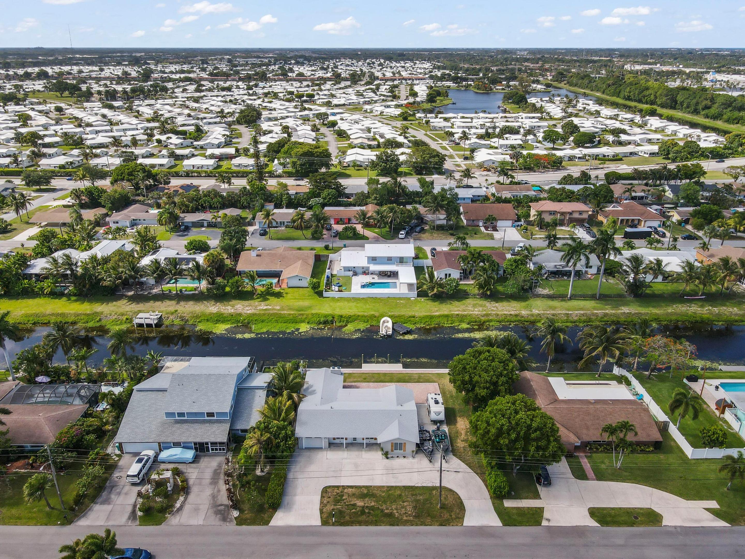 1051 SW 25th, Boynton Beach FL 33426