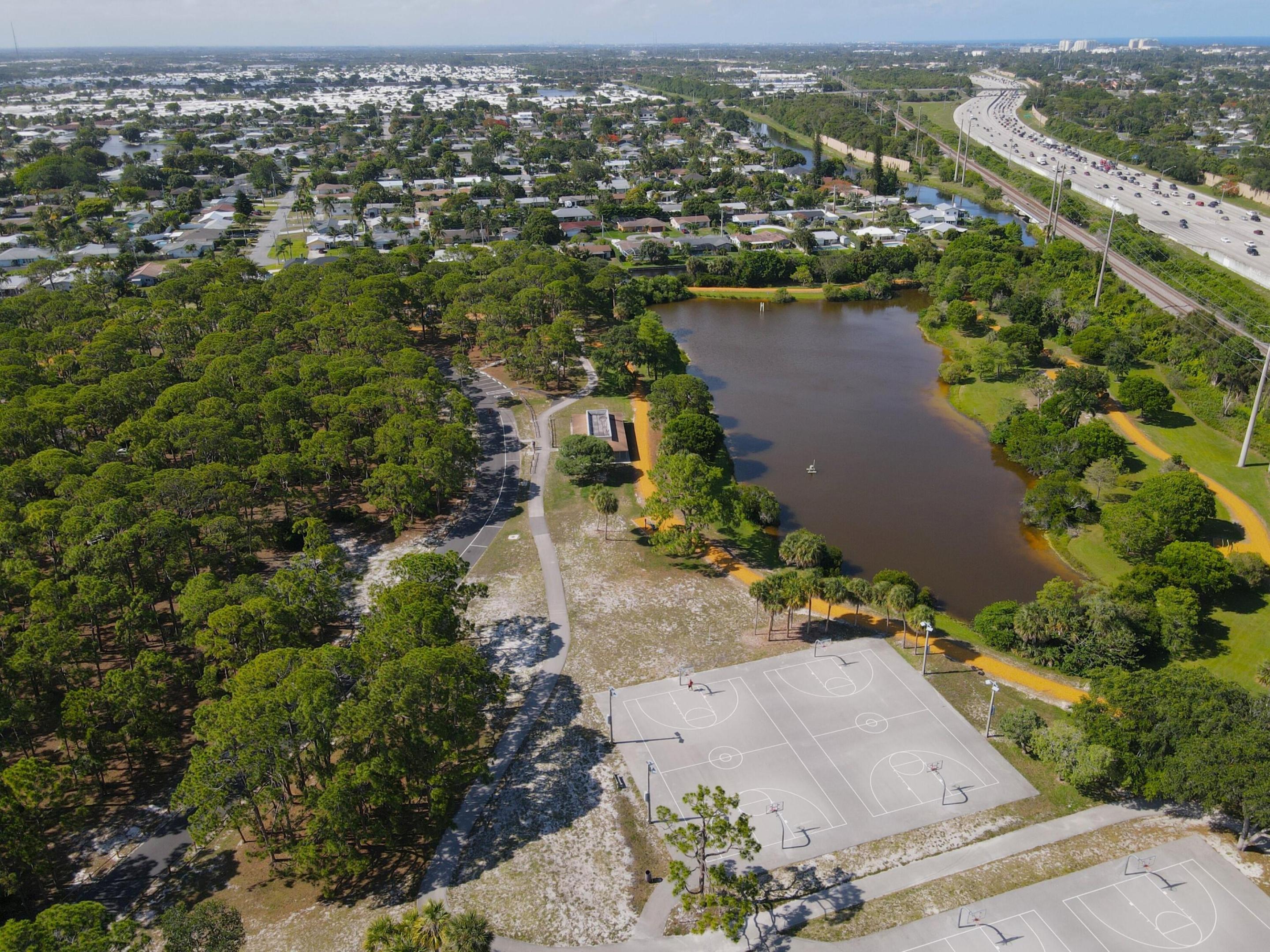 1051 SW 25th, Boynton Beach FL 33426