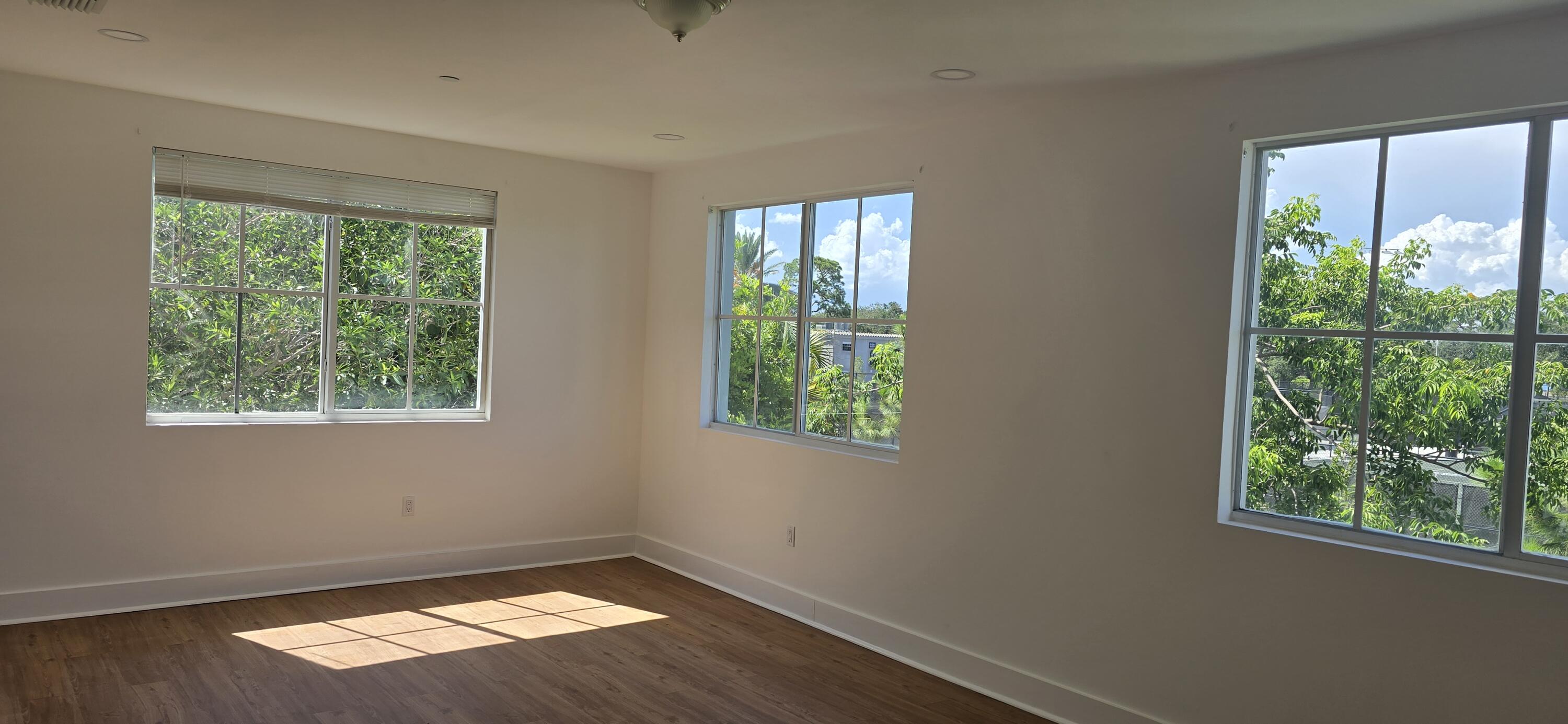 635 NE 11th, Fort Lauderdale FL 33304