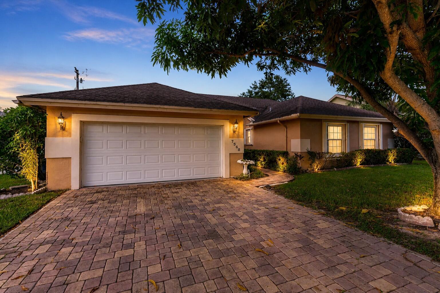 7365 NW 54TH, Lauderhill FL 33319