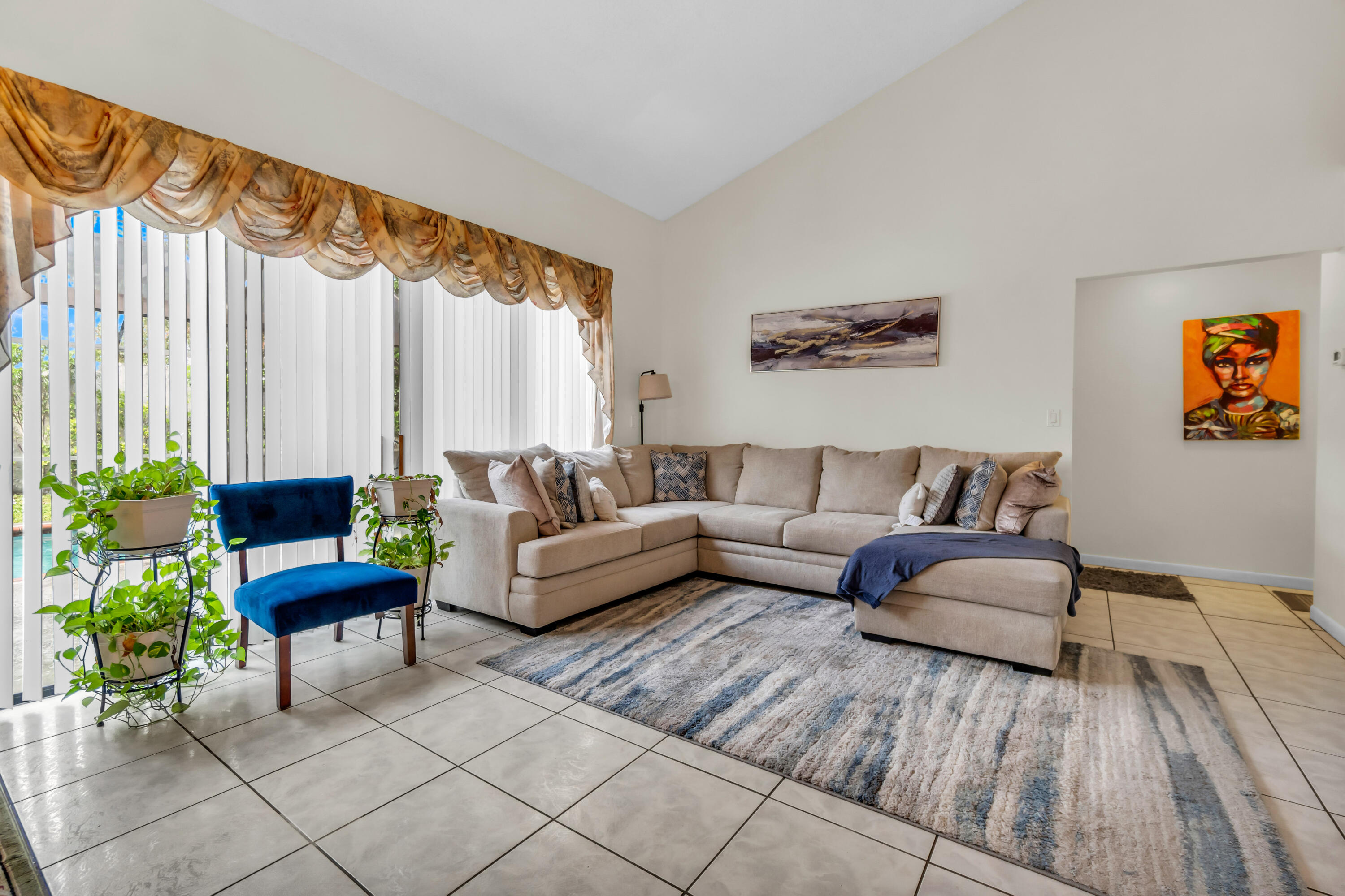 7365 NW 54TH, Lauderhill FL 33319