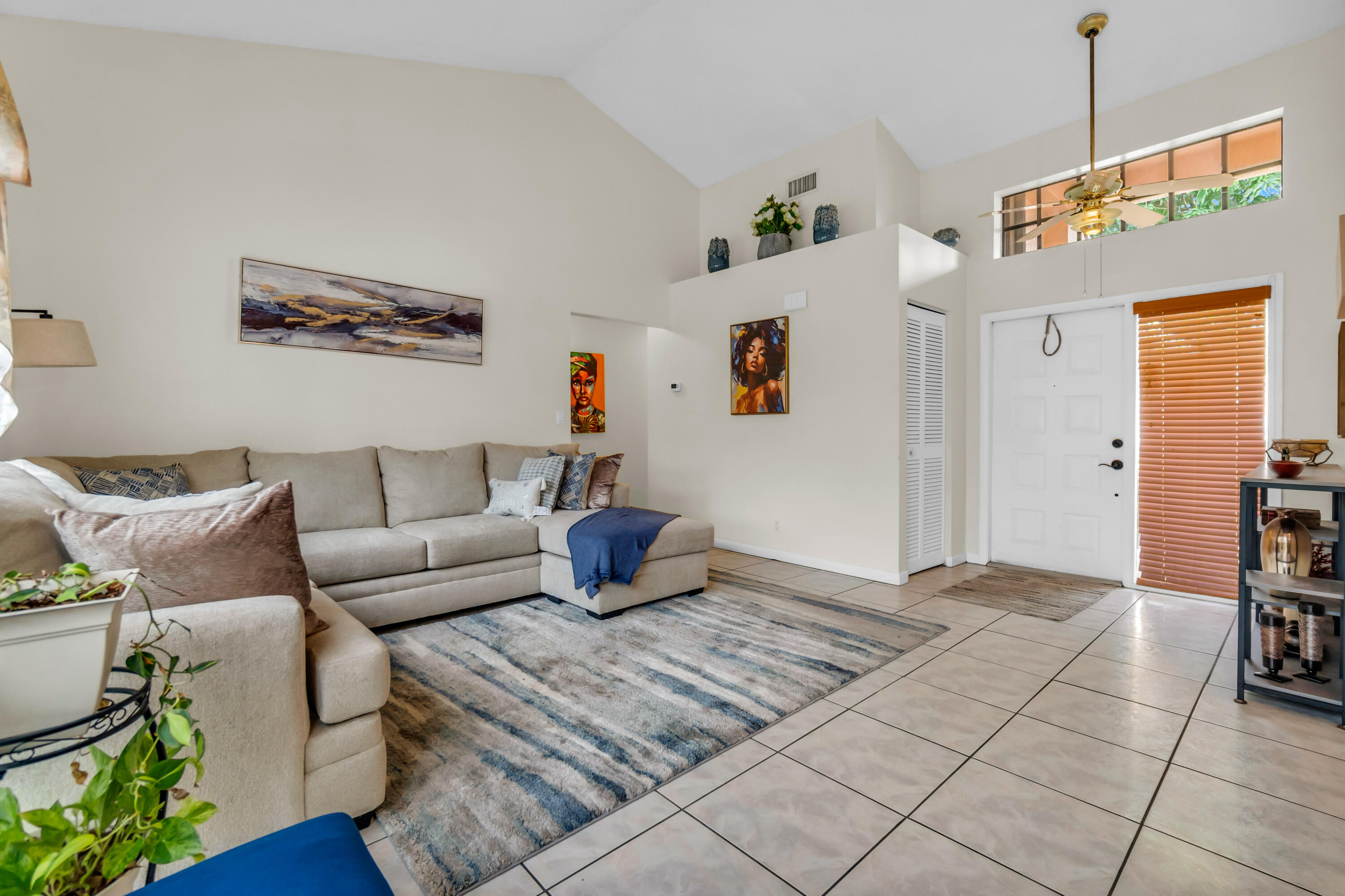 7365 NW 54TH, Lauderhill FL 33319