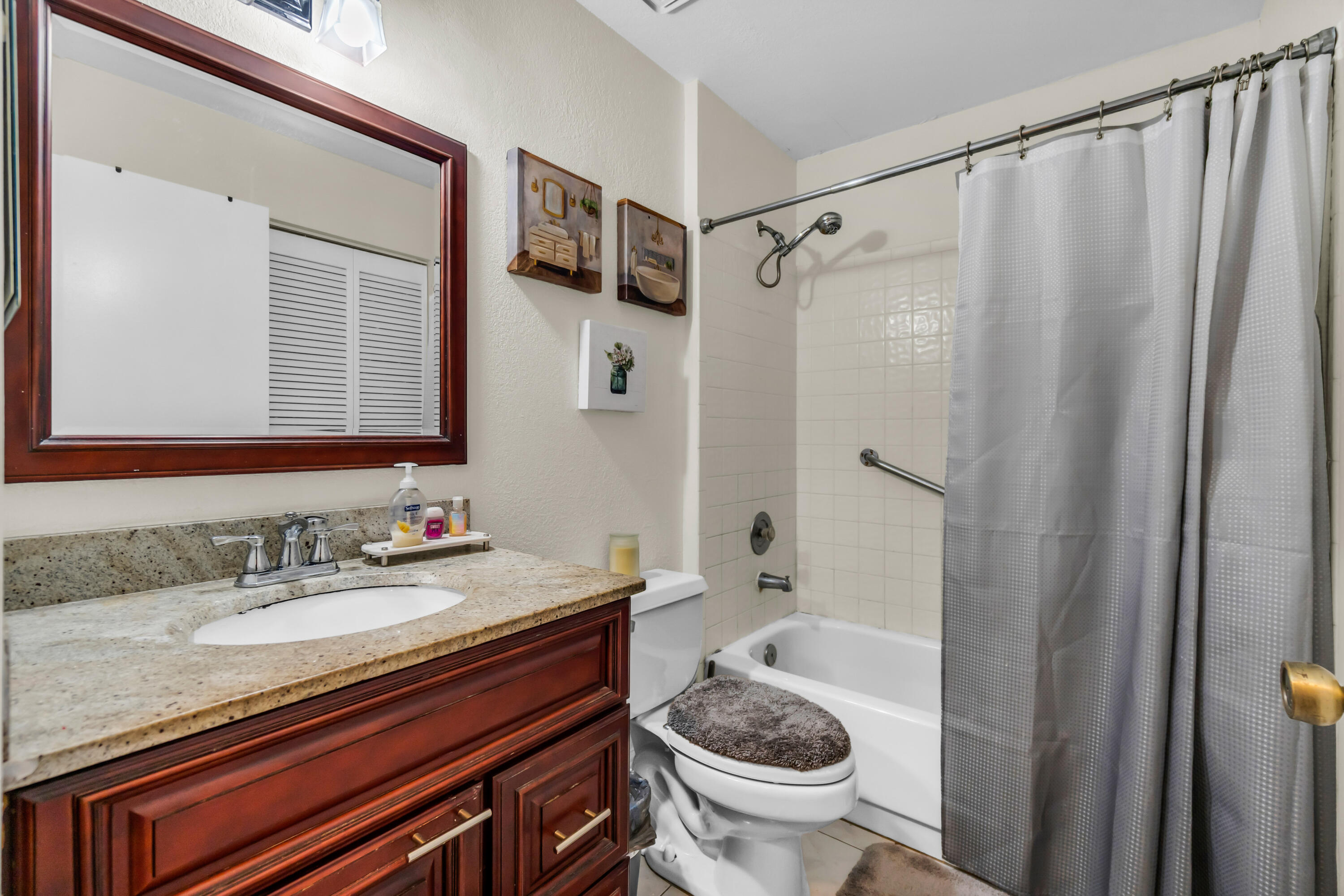7365 NW 54TH, Lauderhill FL 33319