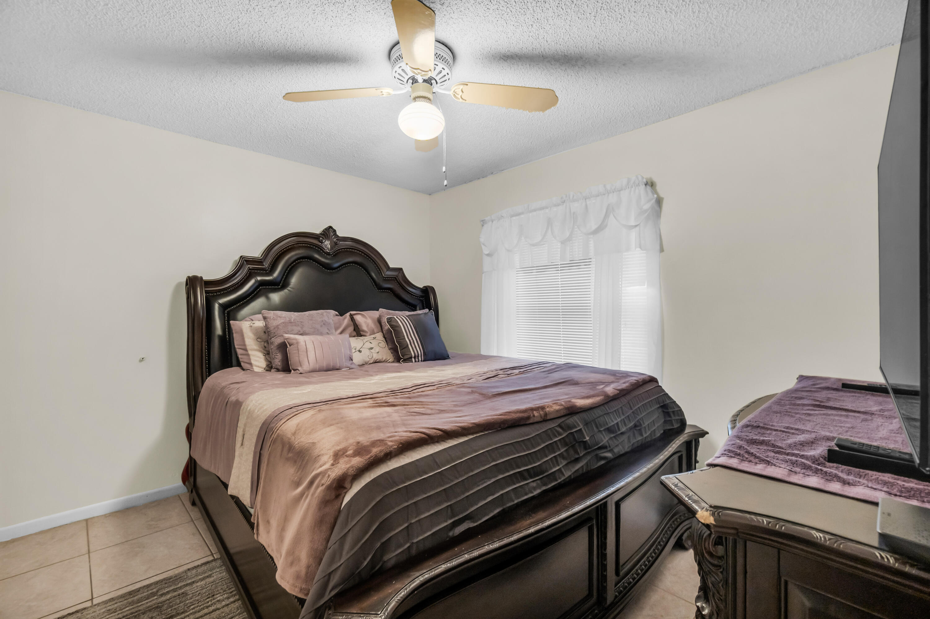 7365 NW 54TH, Lauderhill FL 33319