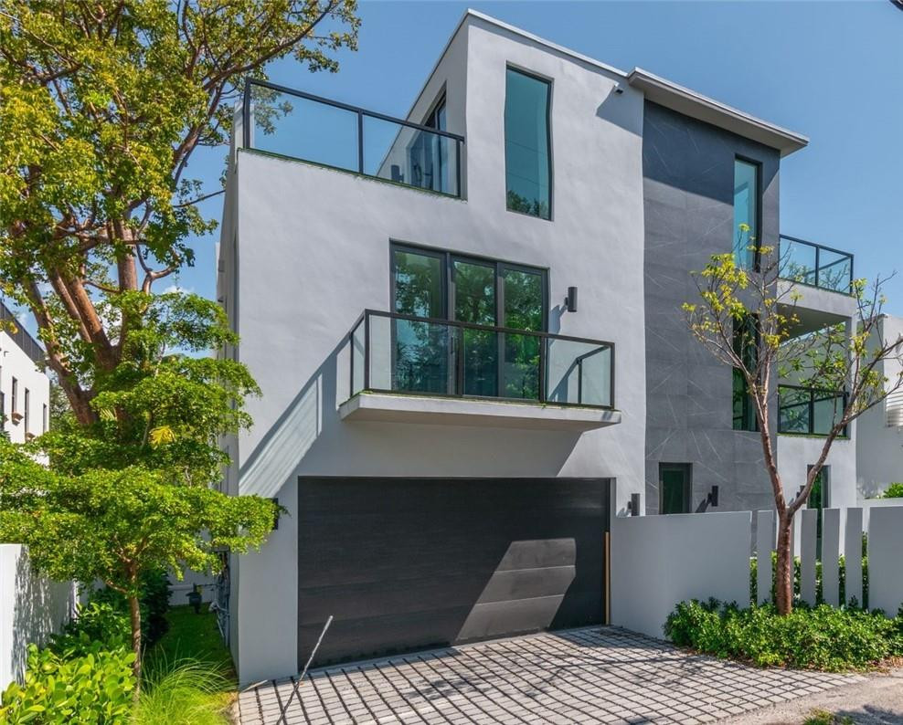 1310 SE 2ND, Fort Lauderdale FL 33301