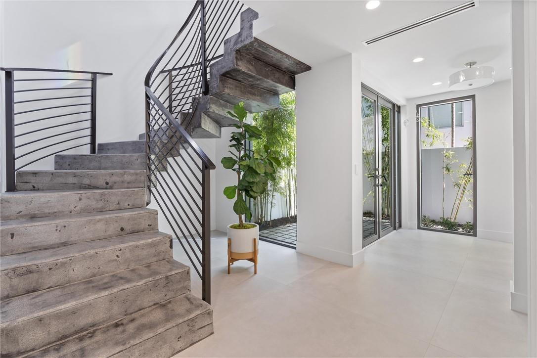 1310 SE 2ND, Fort Lauderdale FL 33301