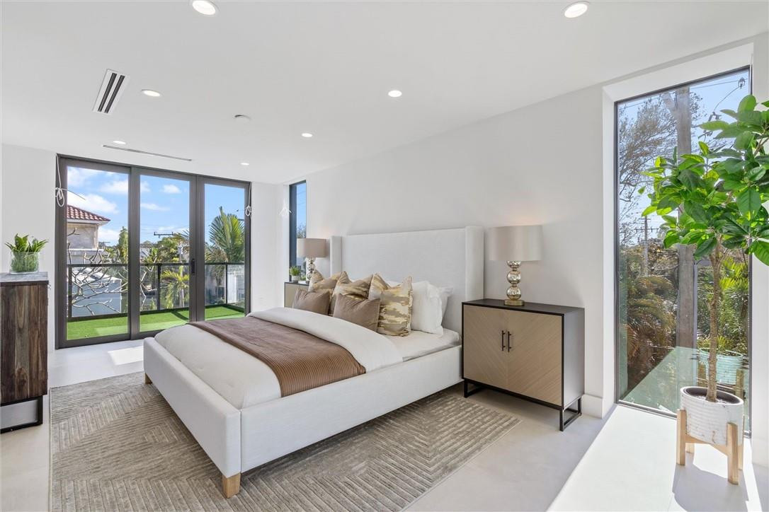 1310 SE 2ND, Fort Lauderdale FL 33301