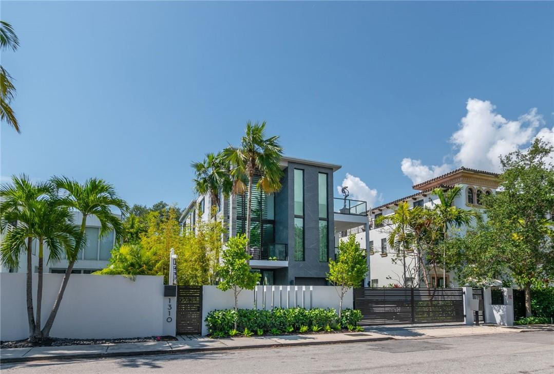 1310 SE 2ND, Fort Lauderdale FL 33301