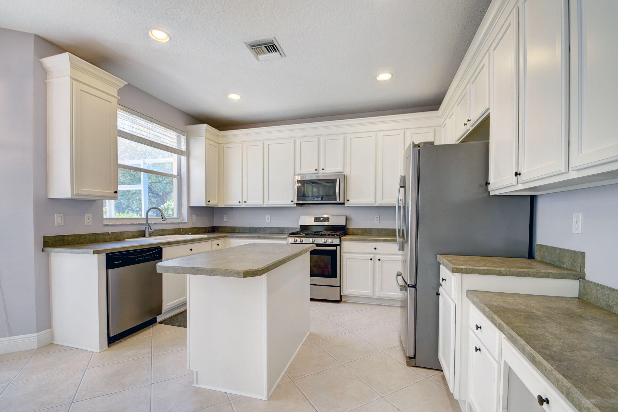 3613 Burchs, West Palm Beach FL 33411