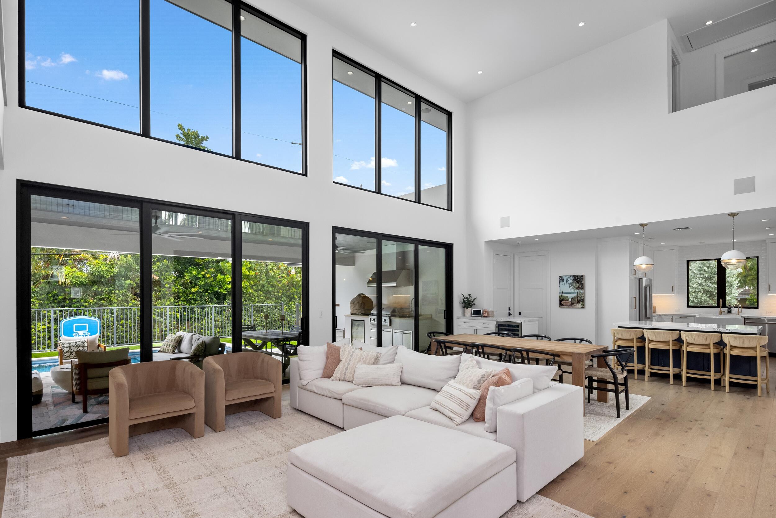 2400 NE 27th, Fort Lauderdale FL 33305