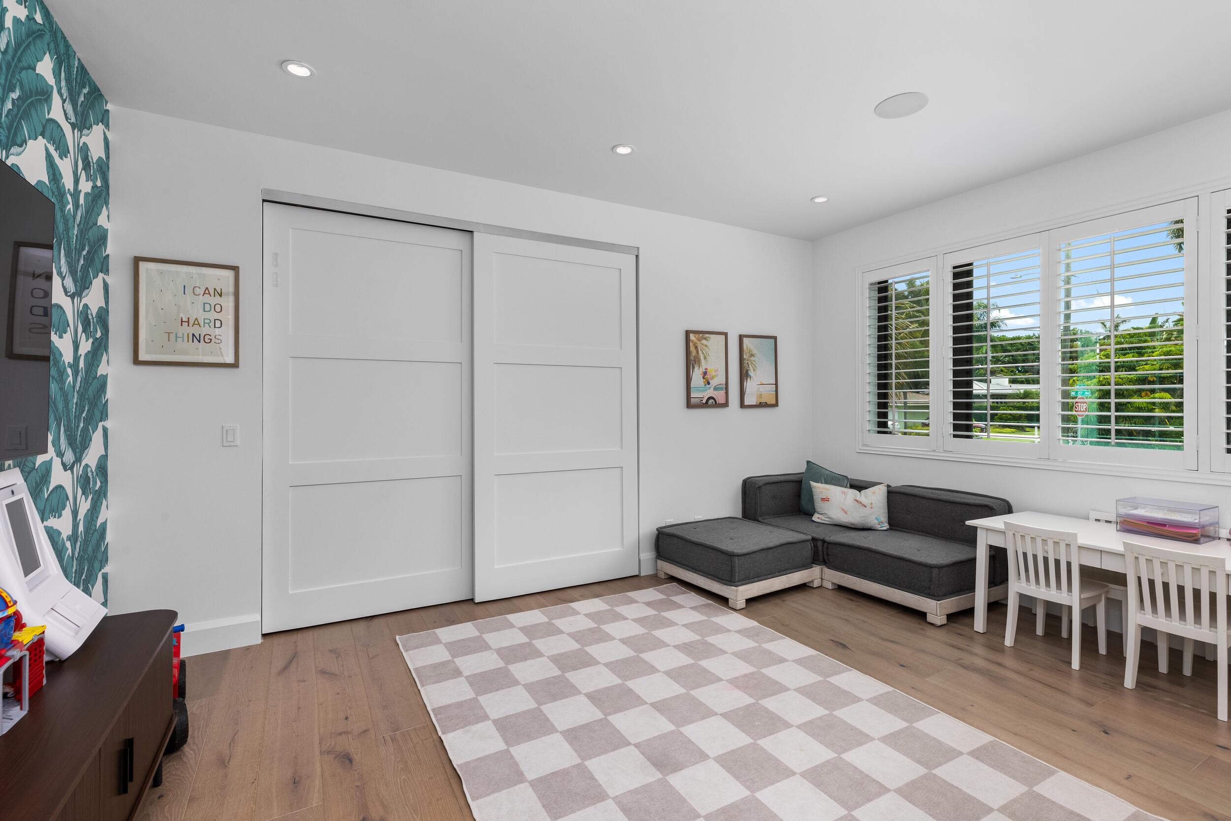 2400 NE 27th, Fort Lauderdale FL 33305