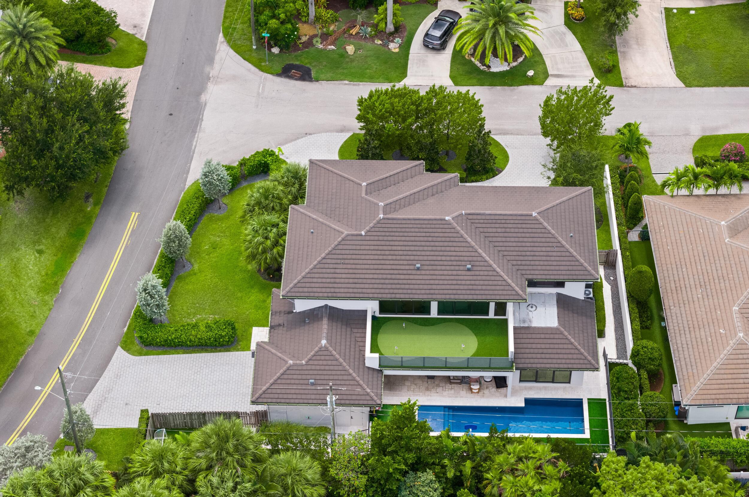 2400 NE 27th, Fort Lauderdale FL 33305