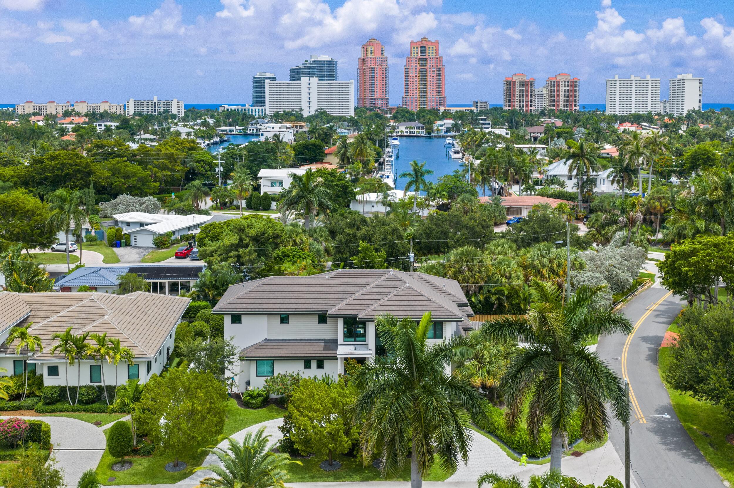 2400 NE 27th, Fort Lauderdale FL 33305