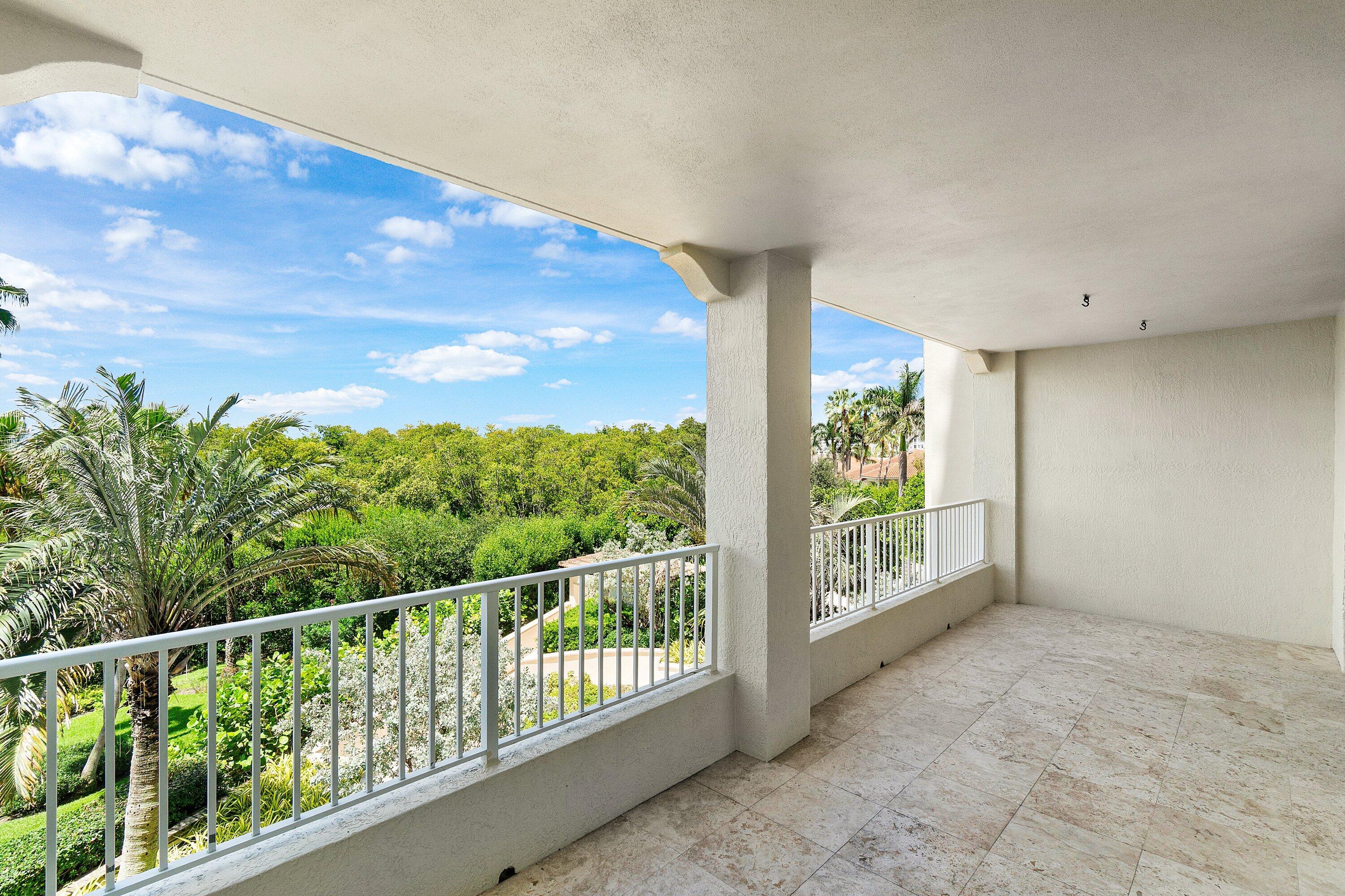 3720 S OCEAN #306, Highland Beach FL 33487