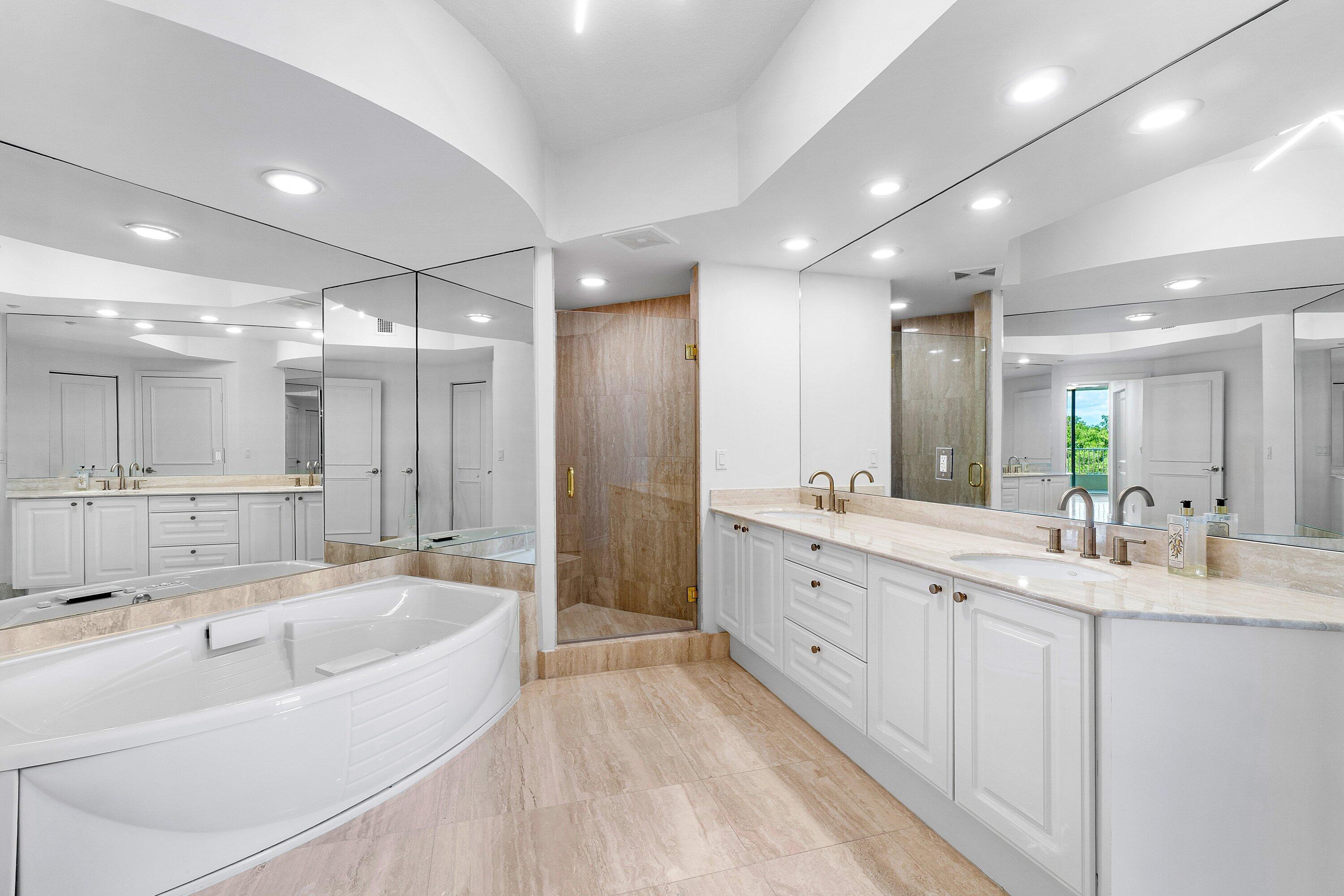 3720 S OCEAN #306, Highland Beach FL 33487