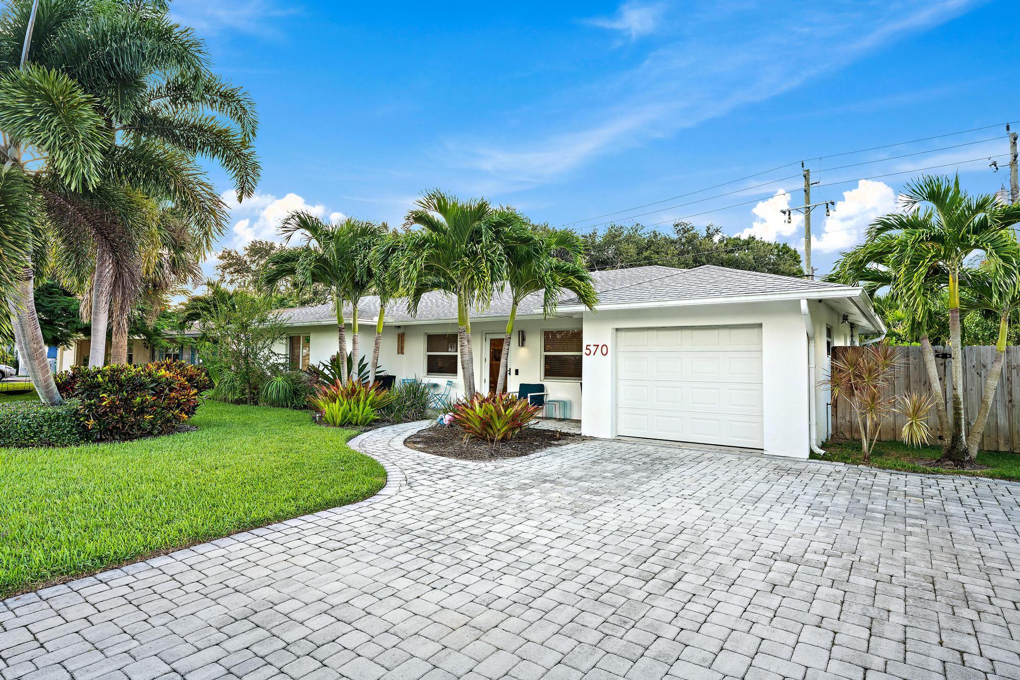570 N DOVER, Tequesta FL 33469