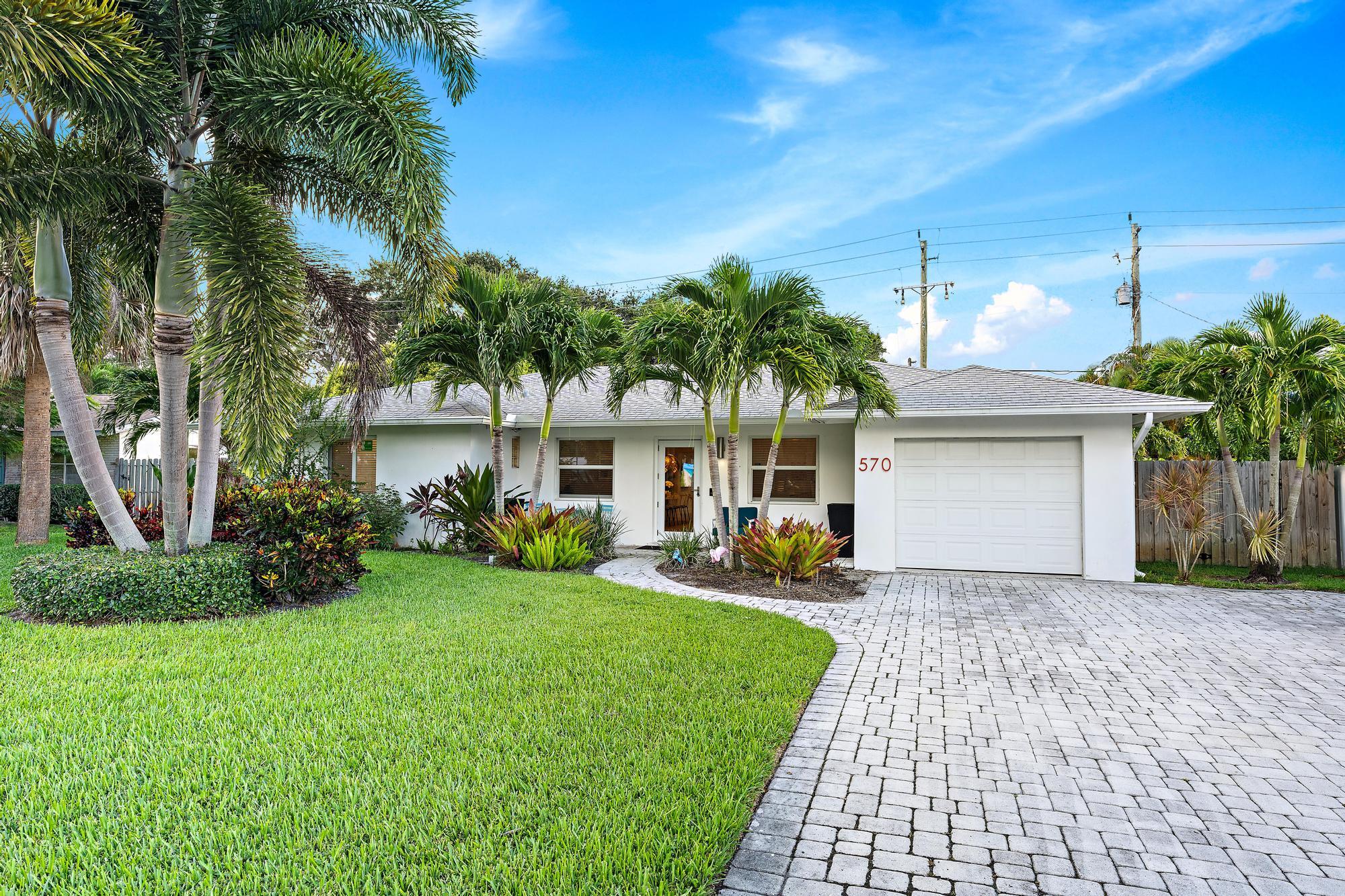 570 N DOVER, Tequesta FL 33469