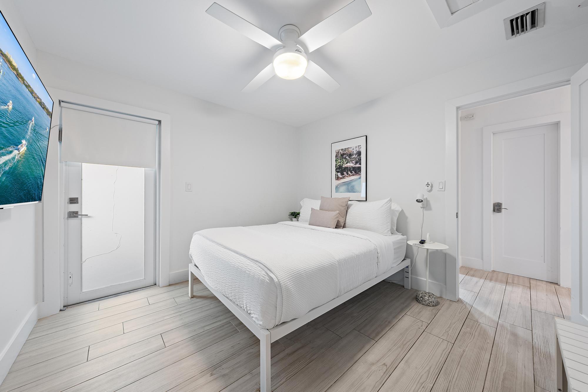 570 N DOVER, Tequesta FL 33469