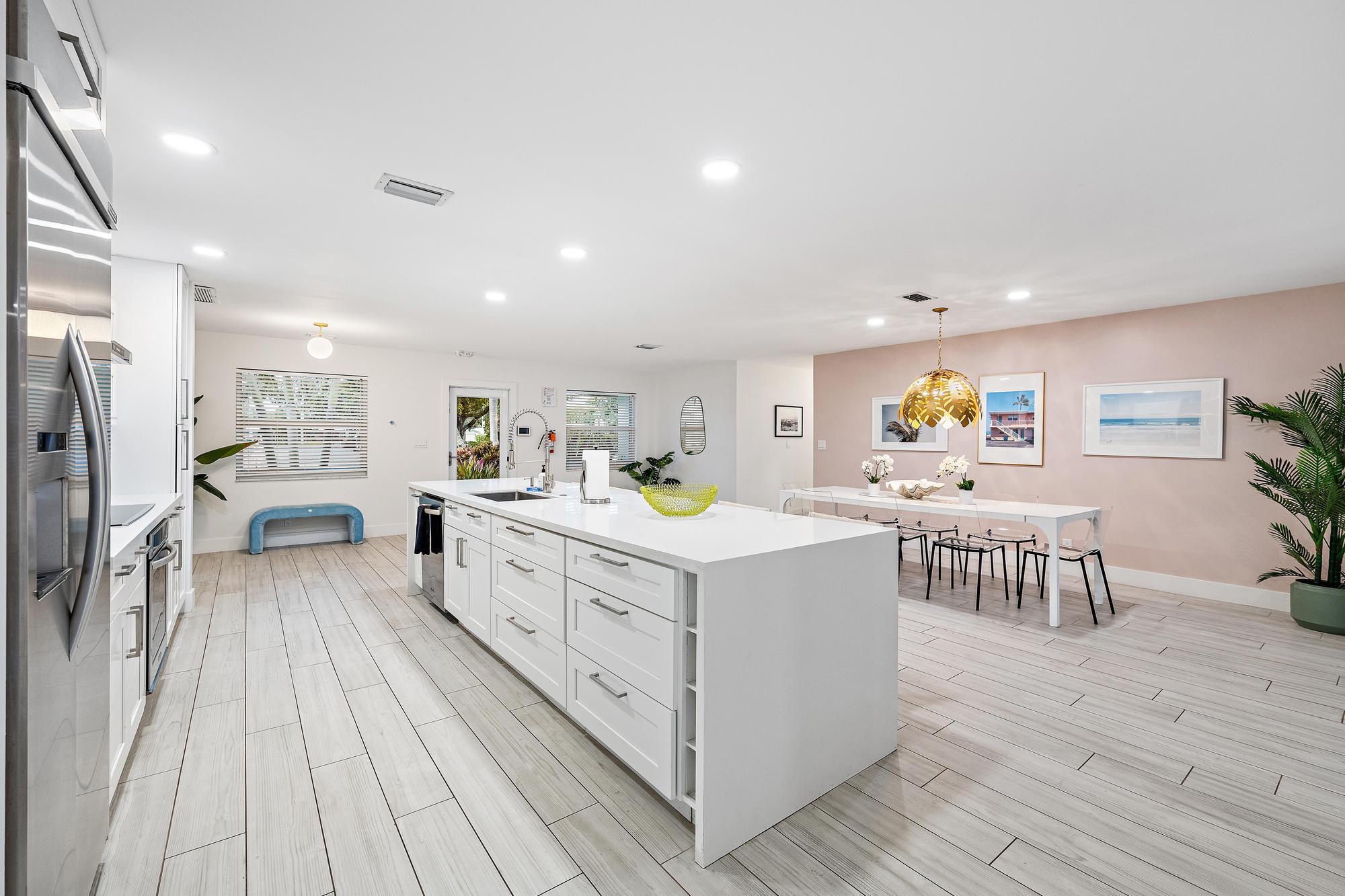 570 N DOVER, Tequesta FL 33469