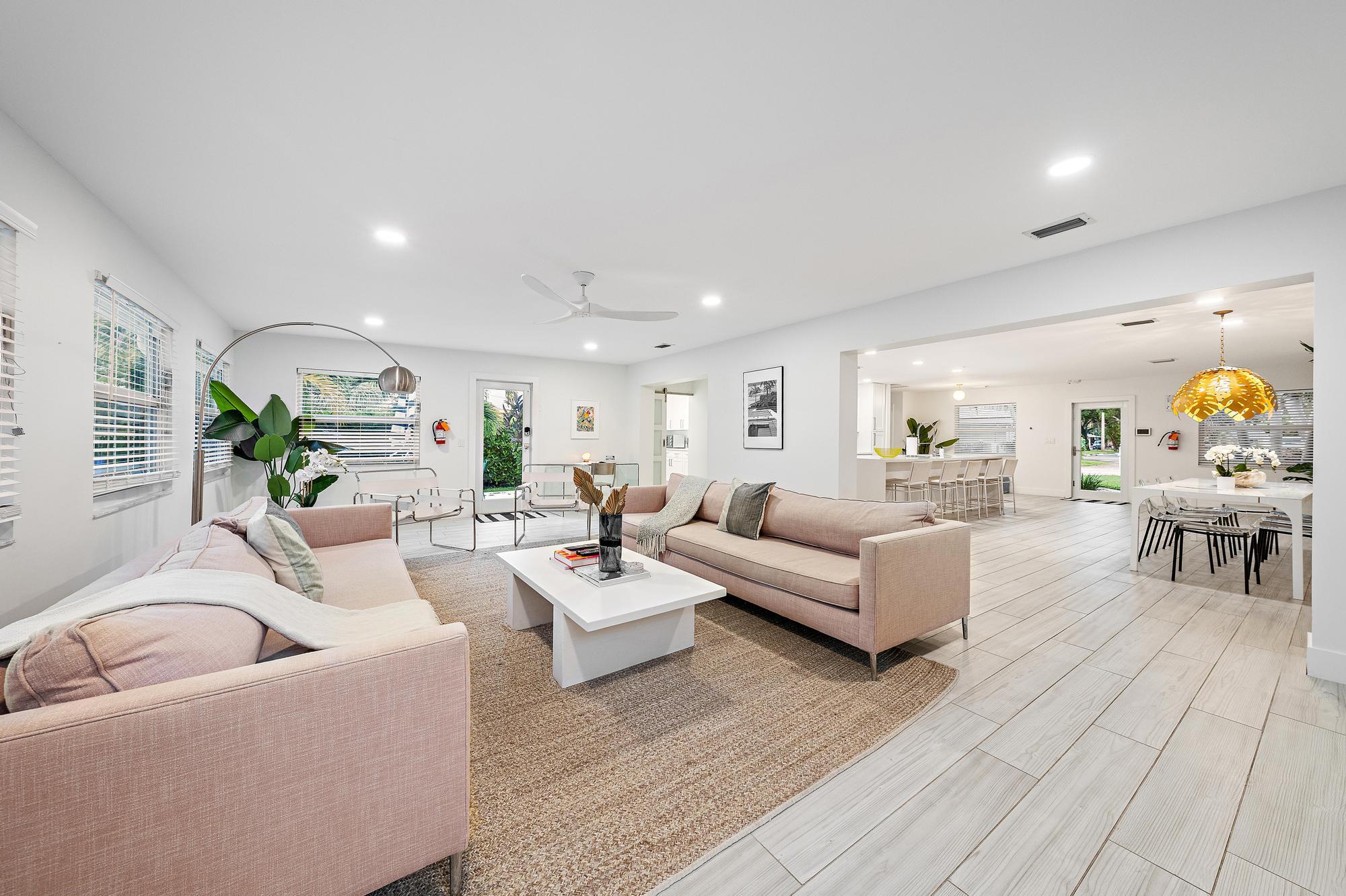 570 N DOVER, Tequesta FL 33469