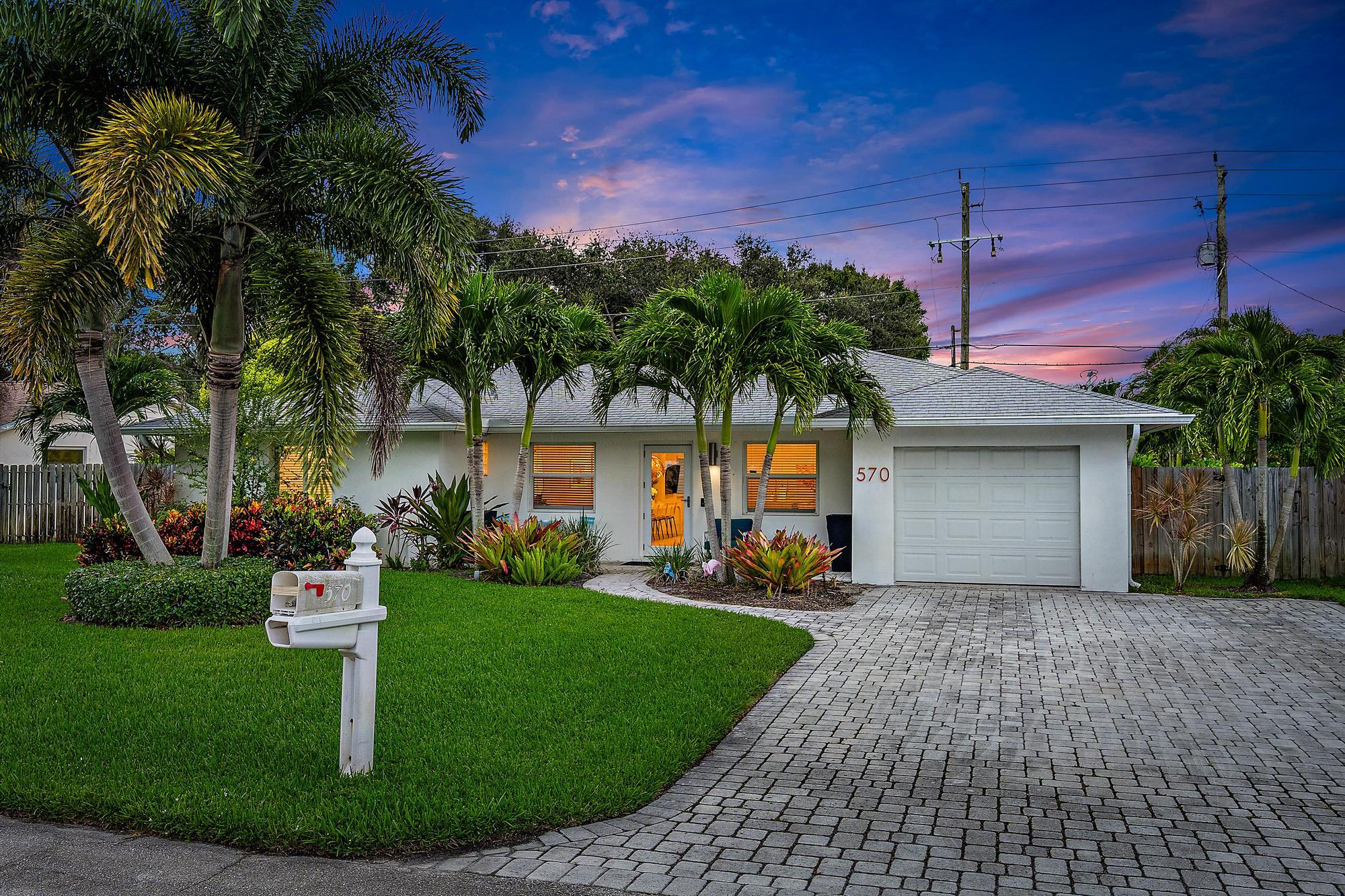 570 N DOVER, Tequesta FL 33469
