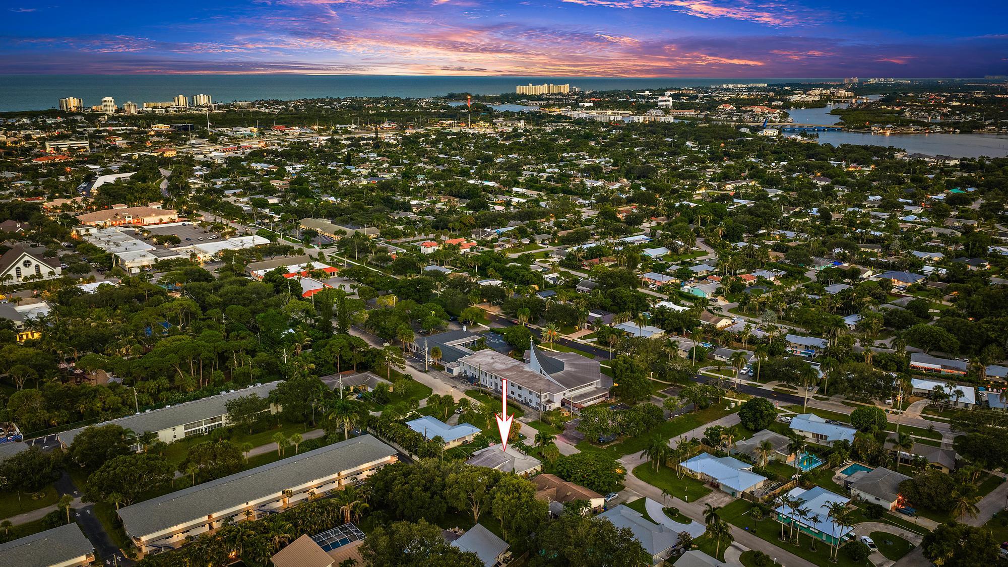 570 N DOVER, Tequesta FL 33469