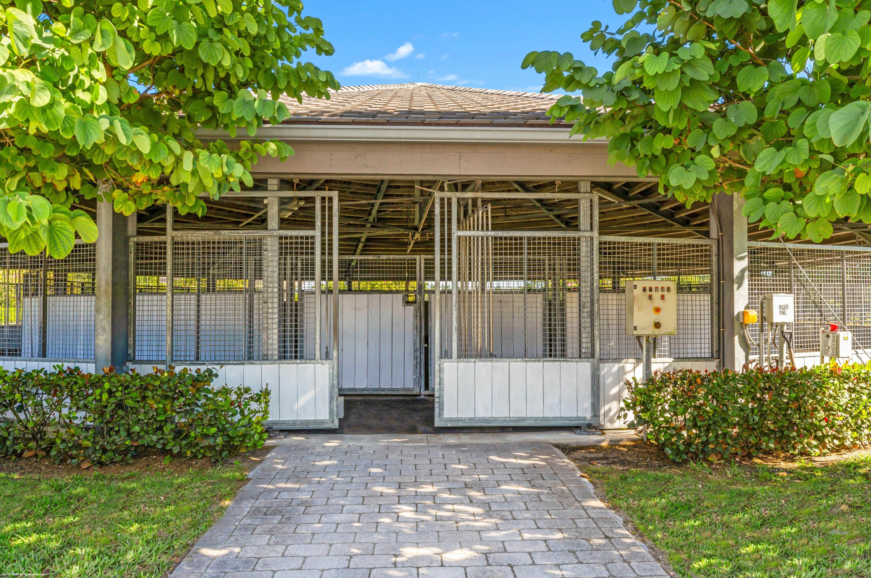 15527 Imperial Point, Wellington FL 33414